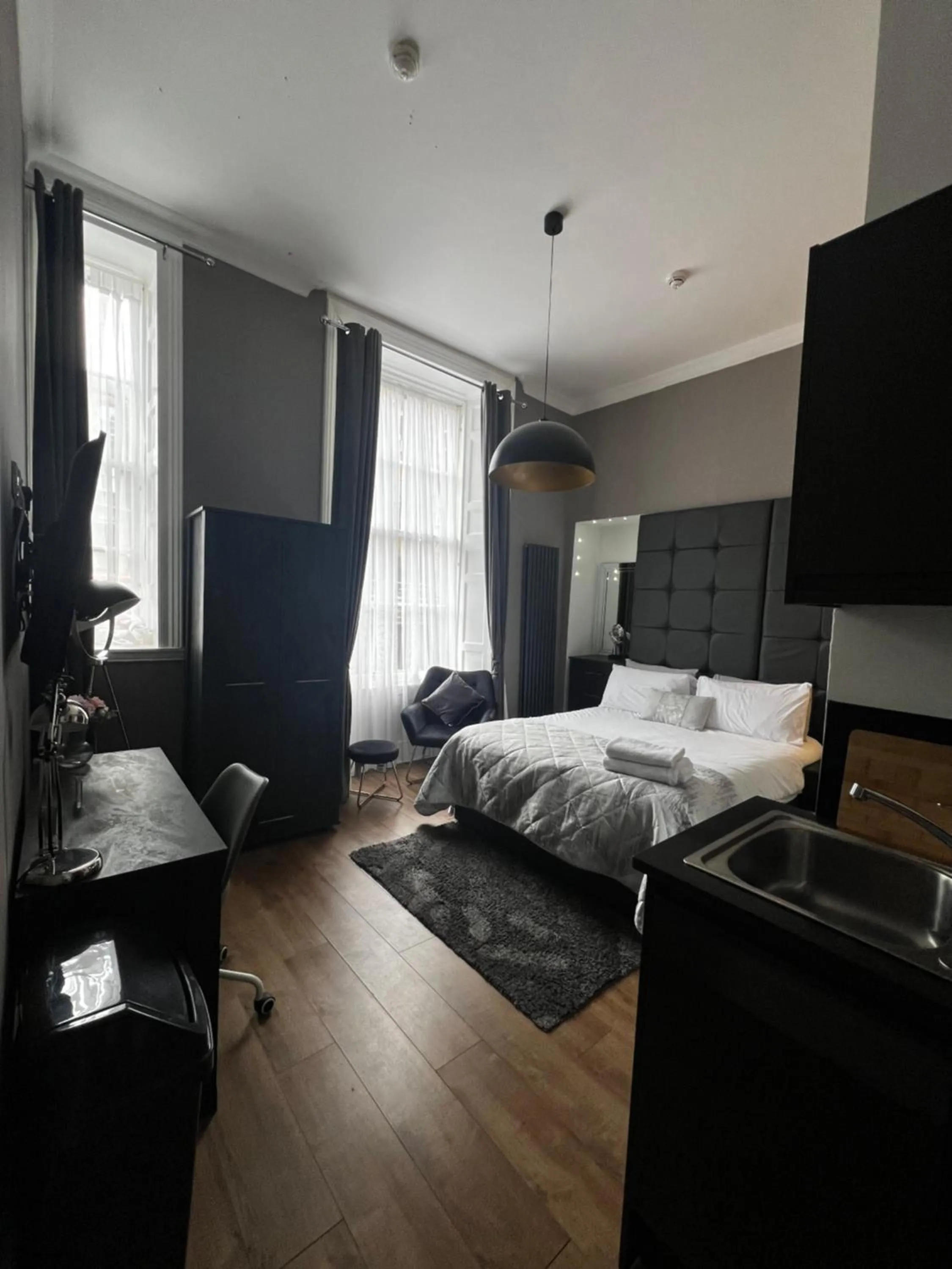 Bed in Amani Apartments - Glasgow City Centre