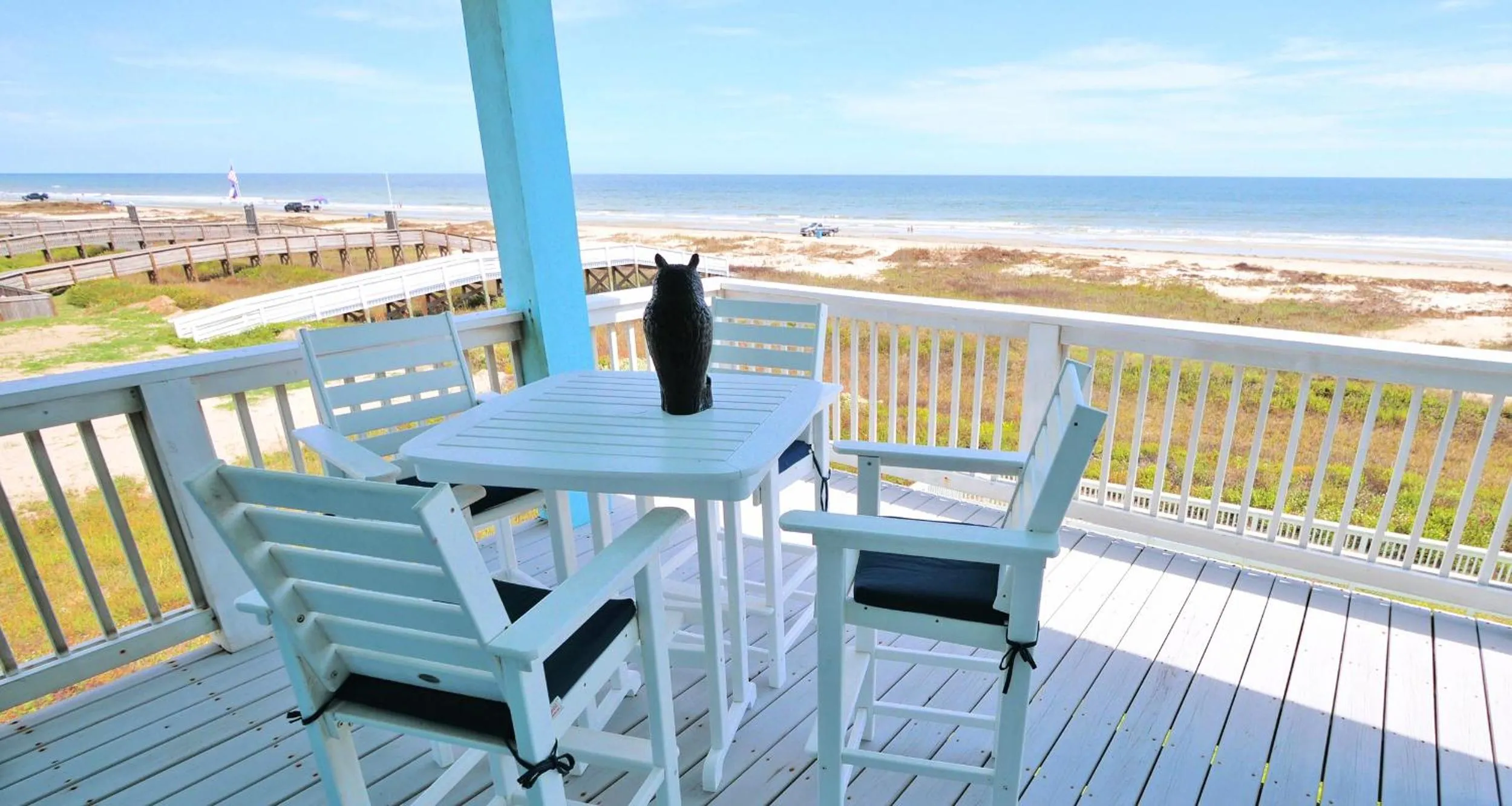 Property building in Honu Beachfront by Ryson Vacation Rentals