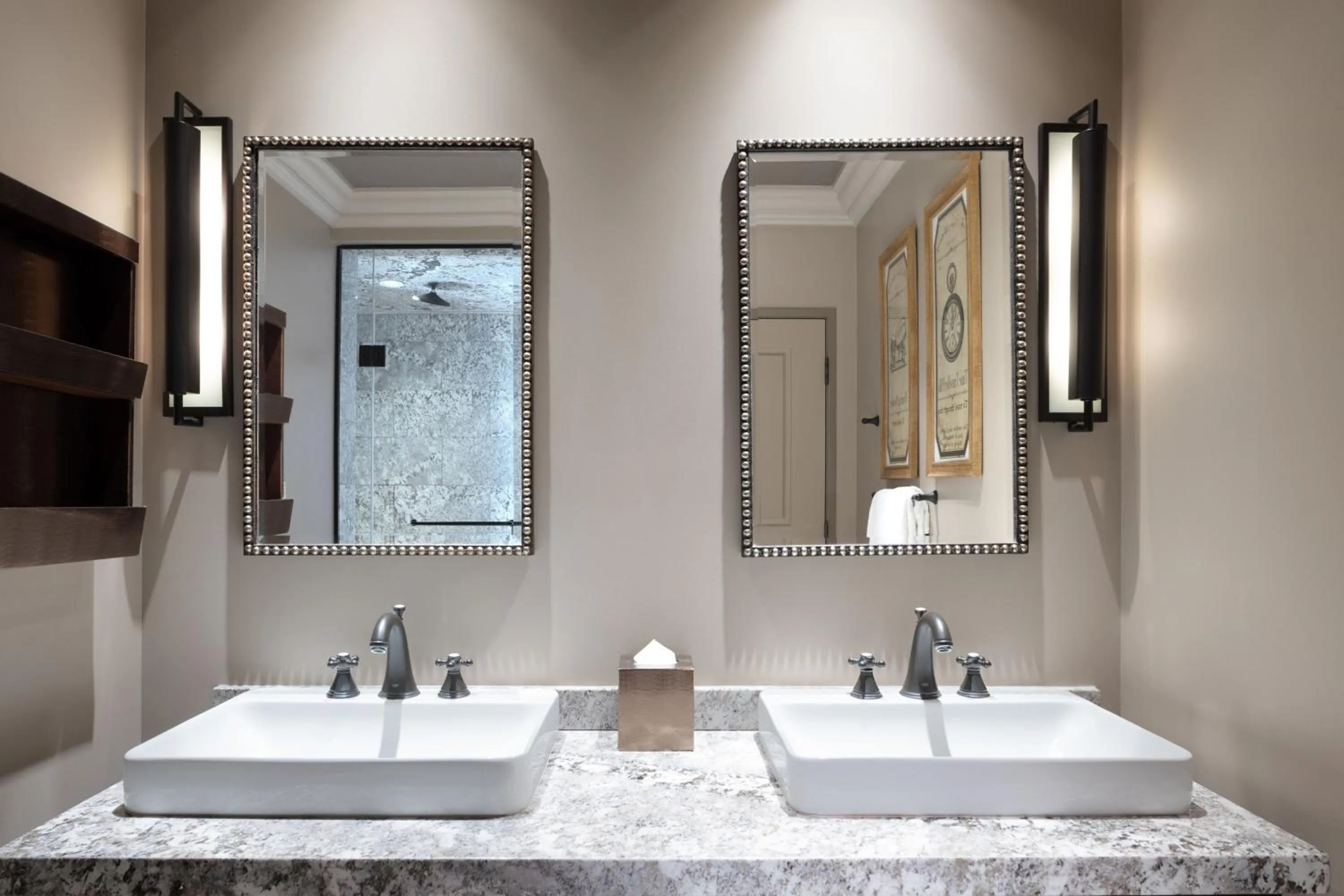 Bathroom in The Cromwell, A Caesars Destination