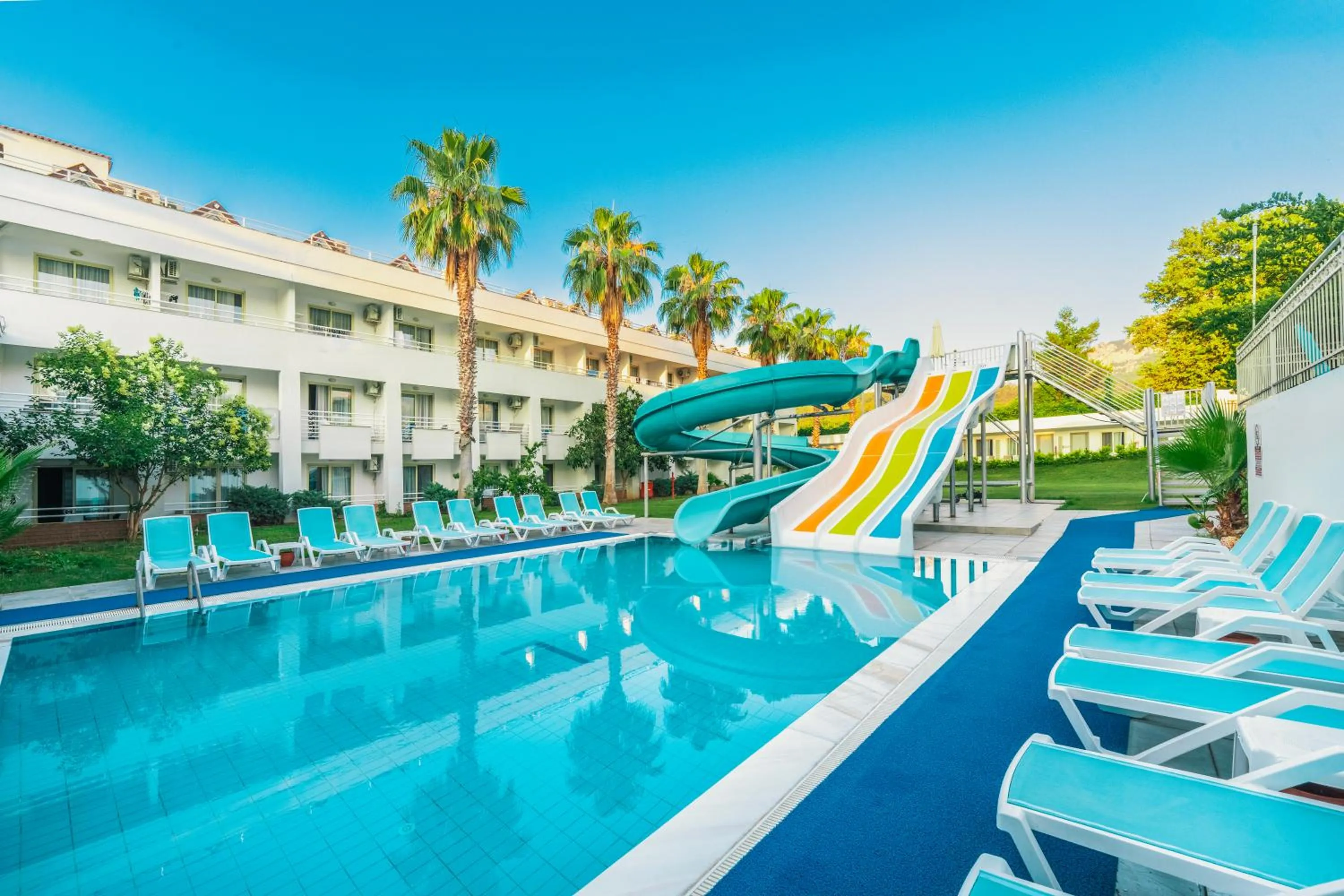 Pool view in Armas Gul Beach