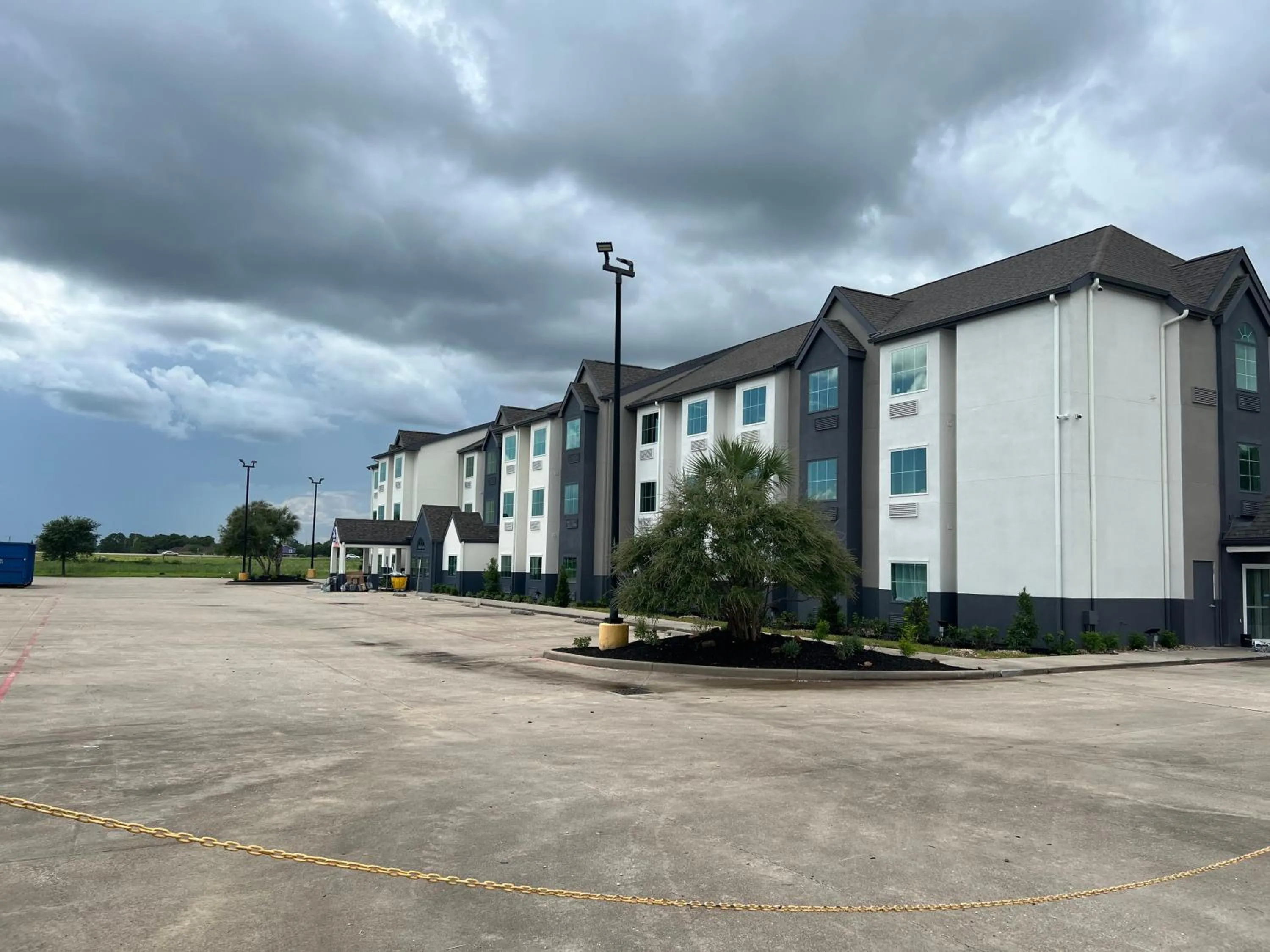 Property building in Crystal Inn