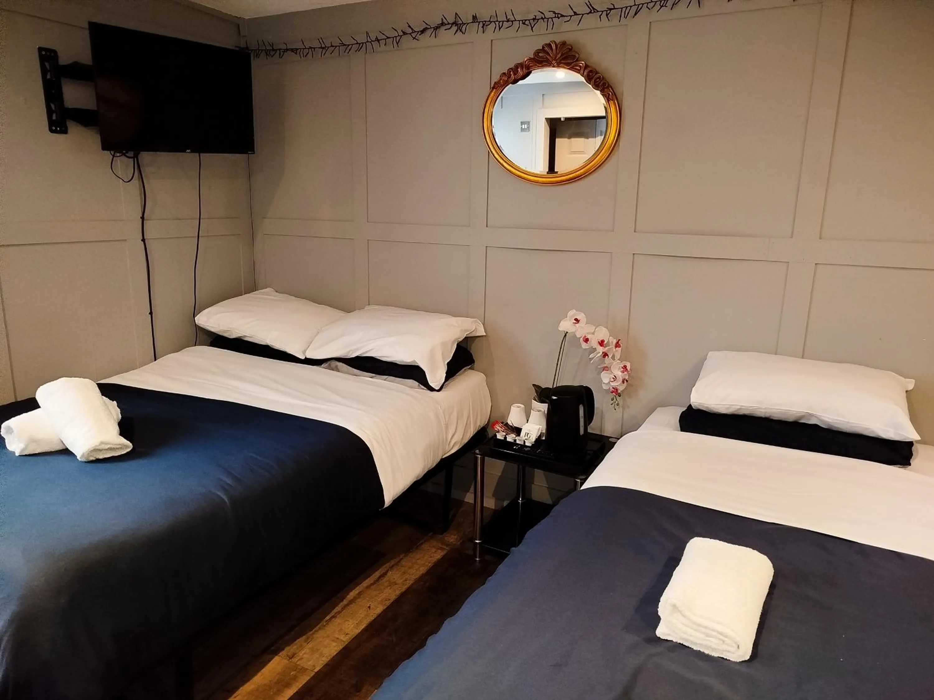 TV and multimedia, Bed in The Willows