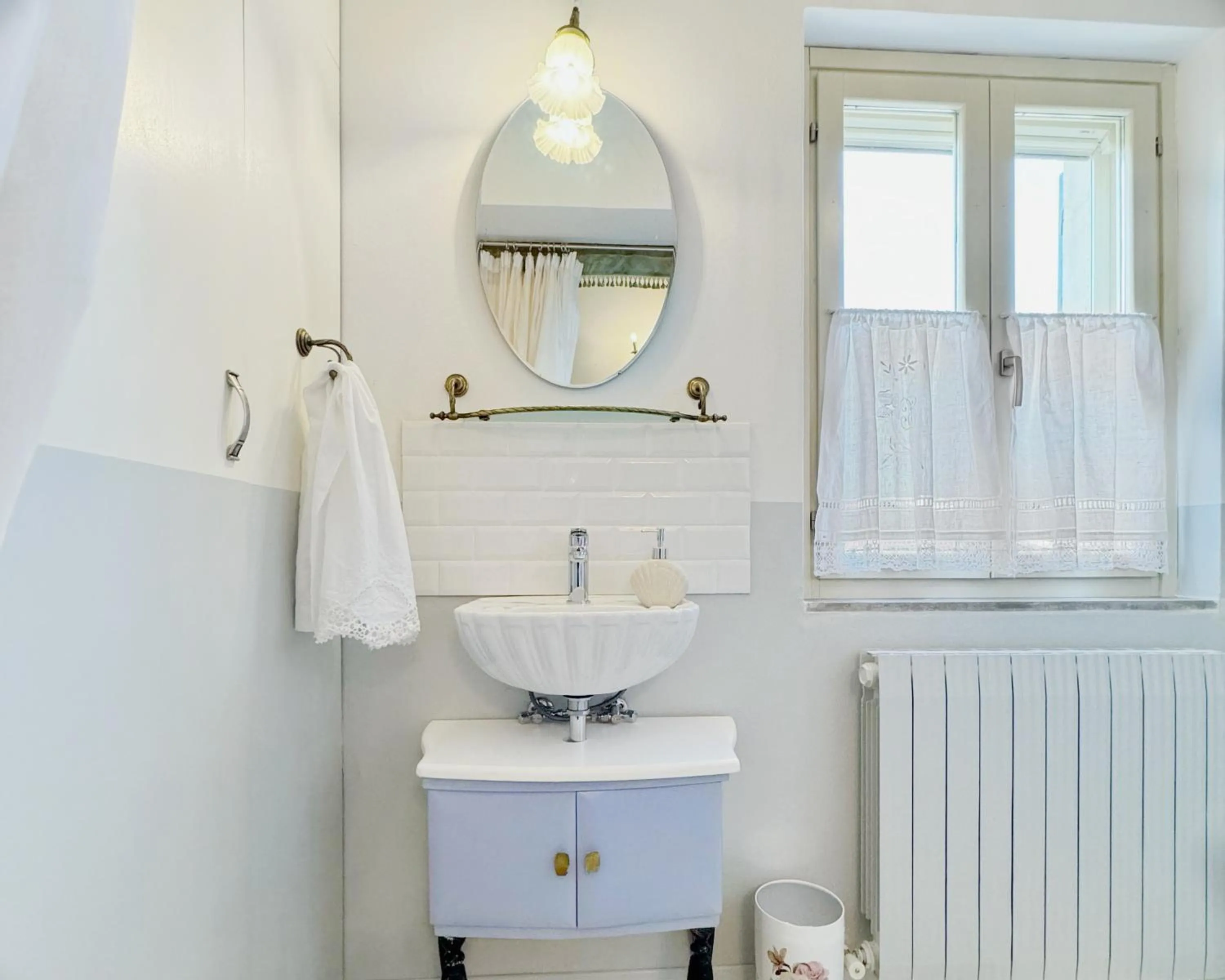 children in Mapepa Village apartments