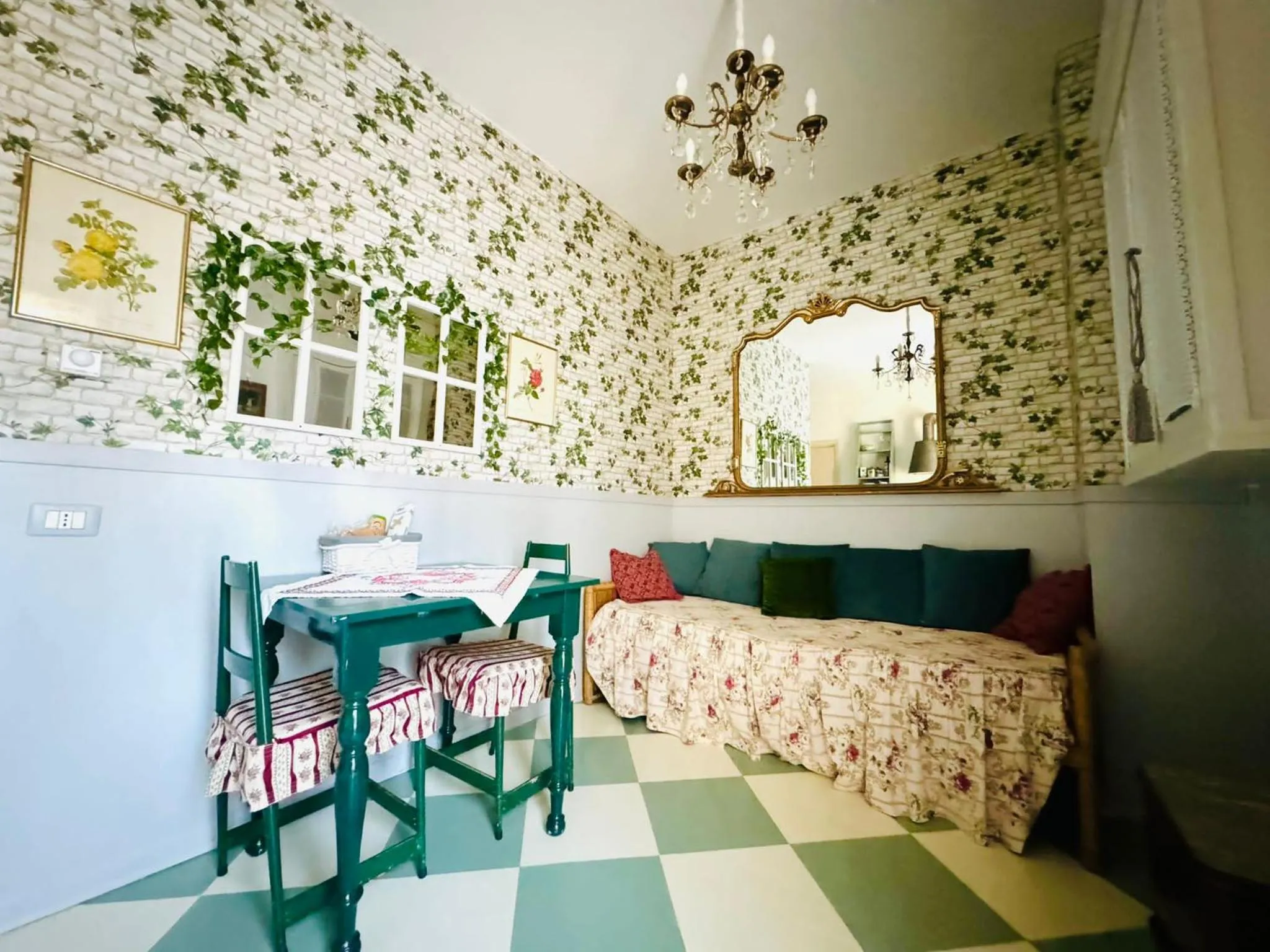 Dining area in Mapepa Village apartments