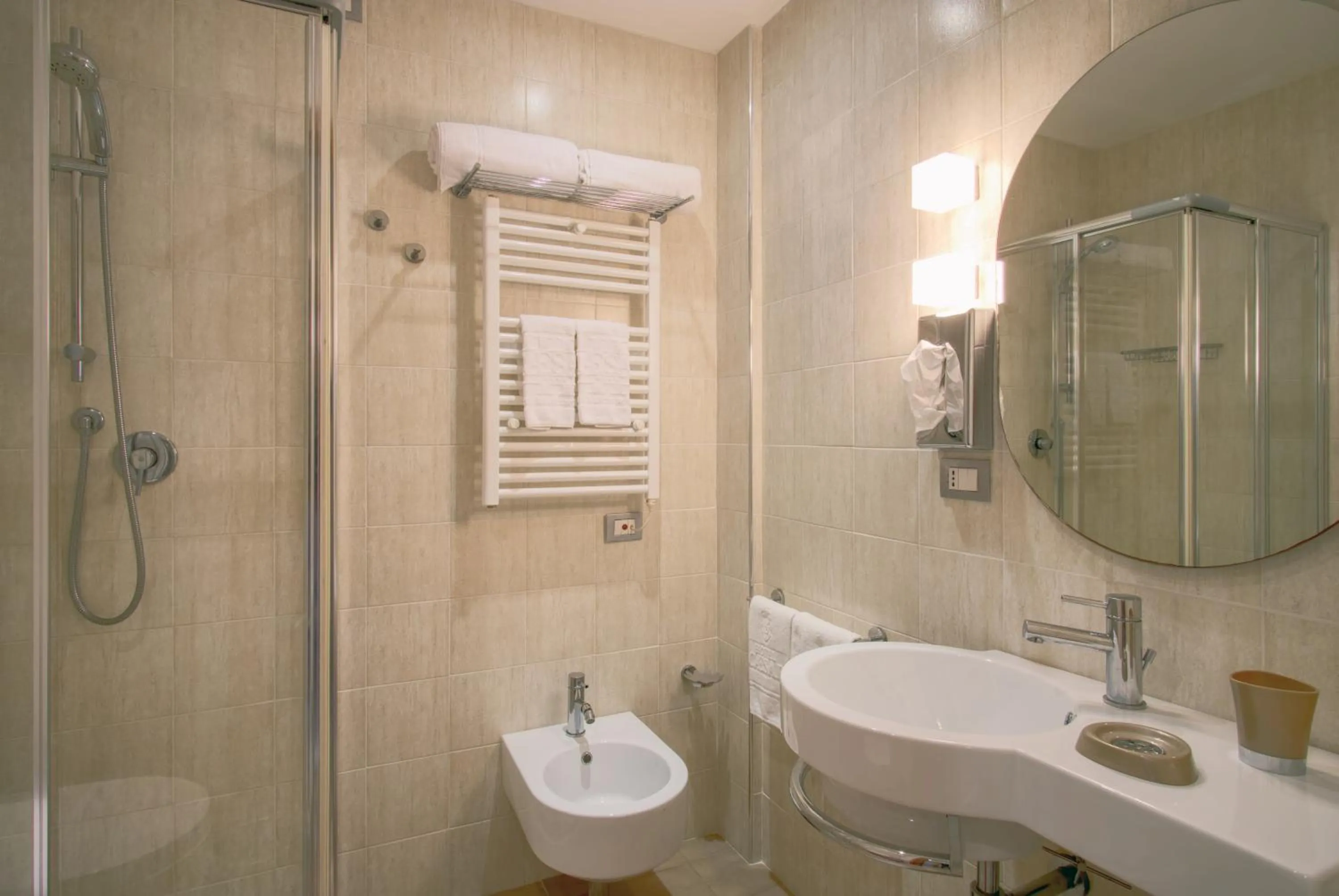 Shower in Hotel Caesar Residence & SPA