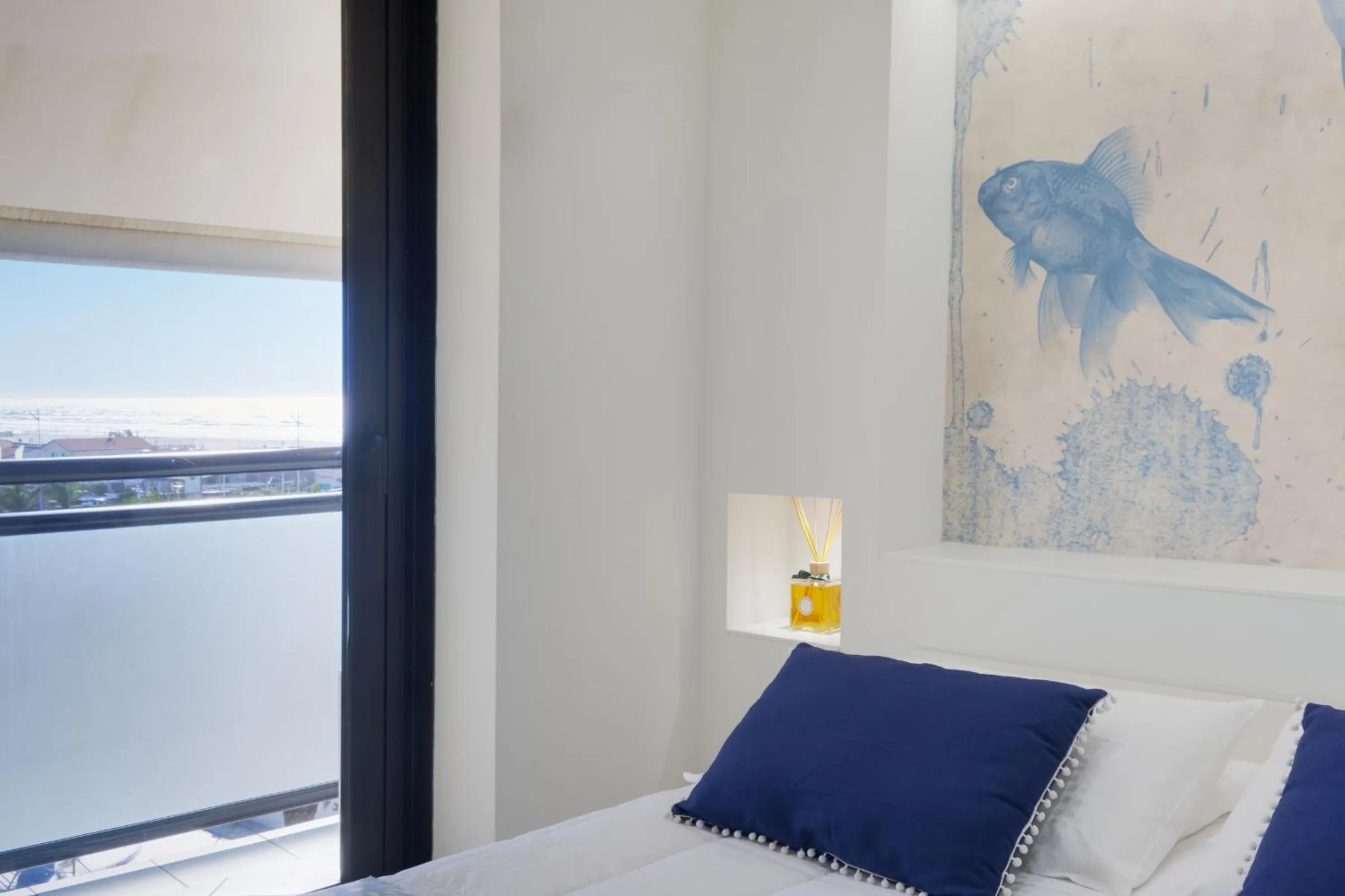 Balcony/Terrace, Bed in Hotel Caesar Residence & SPA