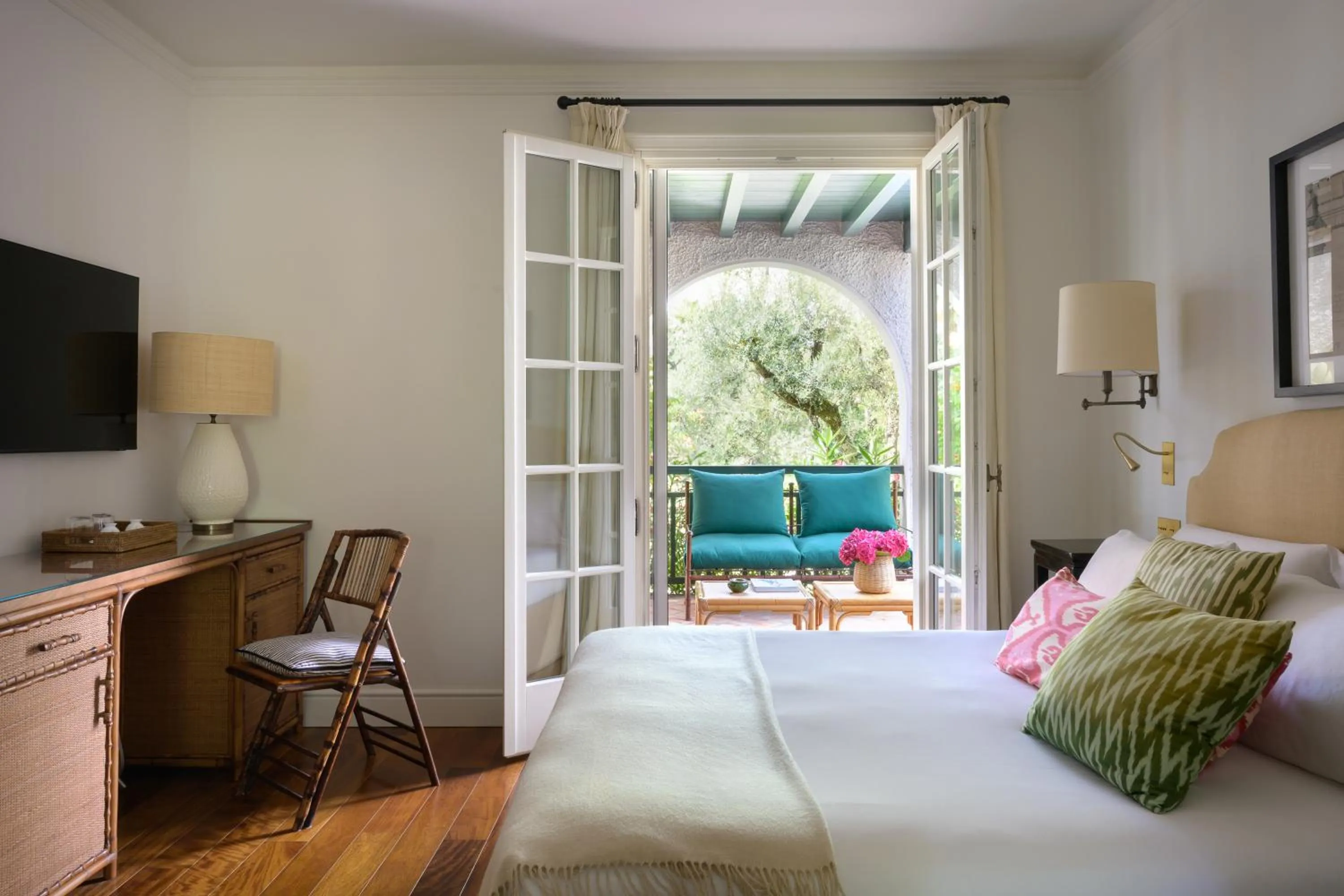 Bedroom, Bed in California Park Hotel