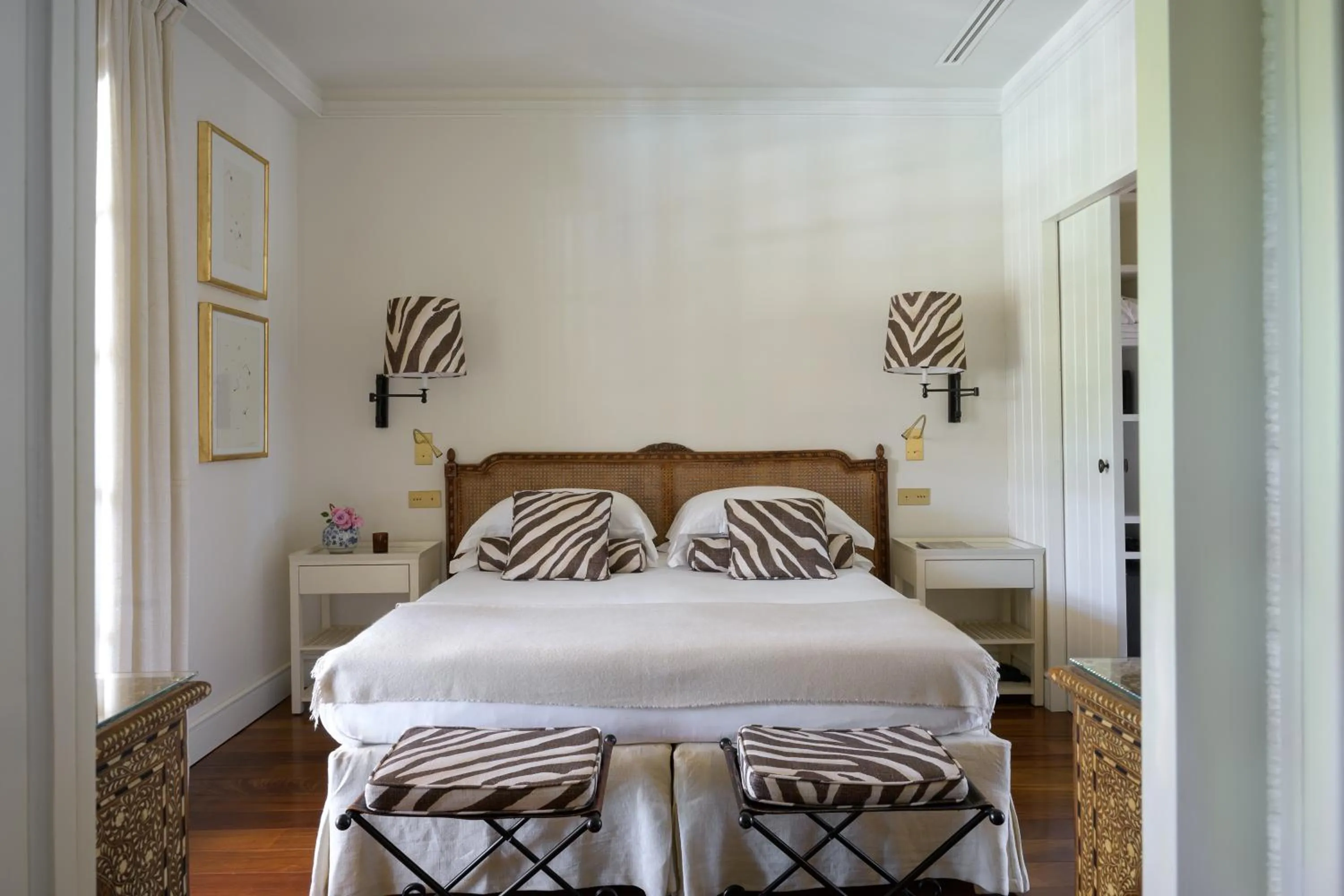 Bedroom, Bed in California Park Hotel