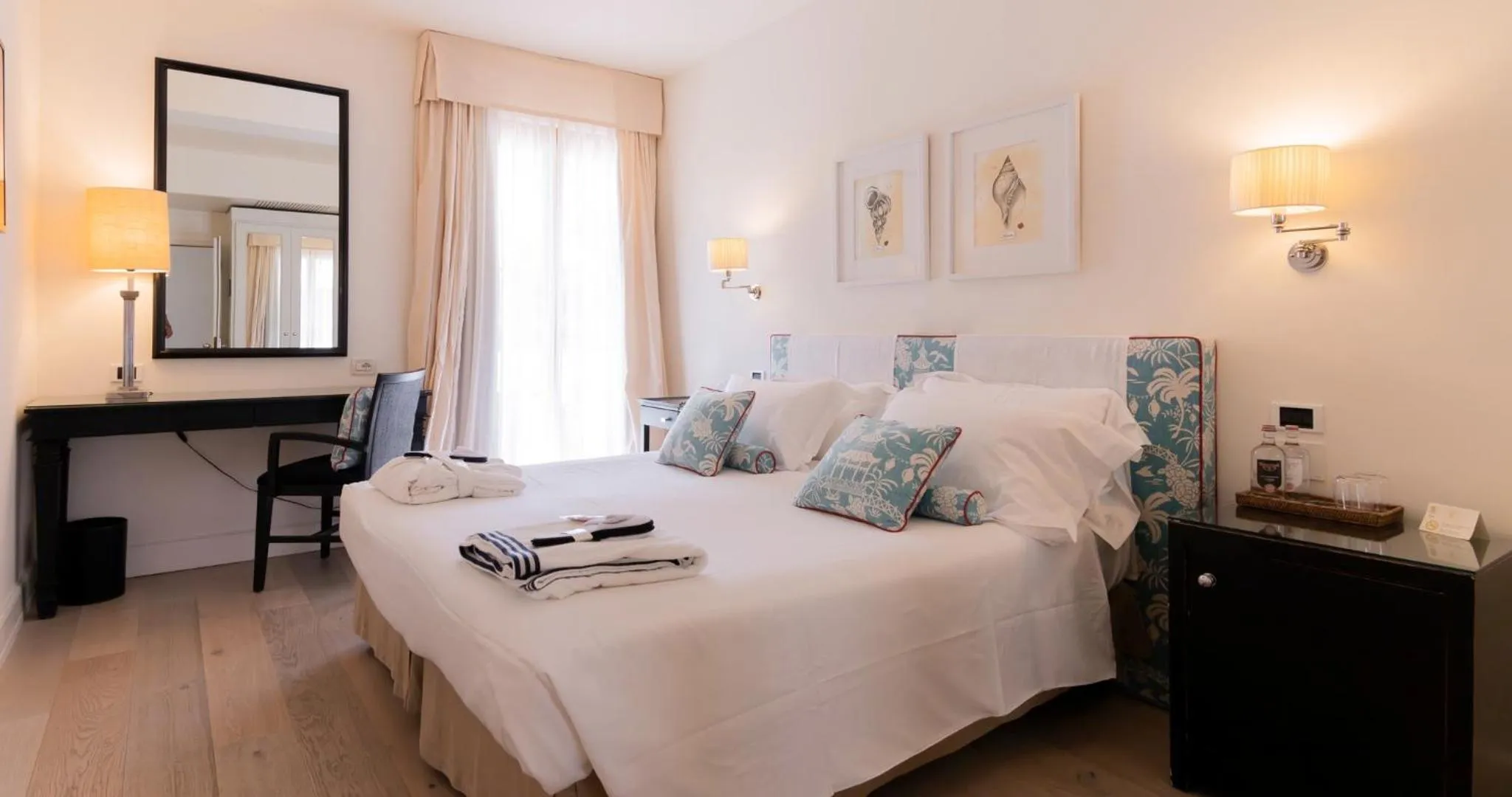 Bedroom, Bed in California Park Hotel