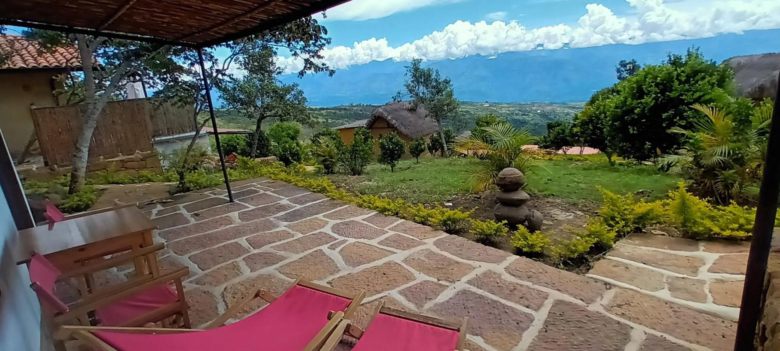 Garden view in Hotel Cariguá