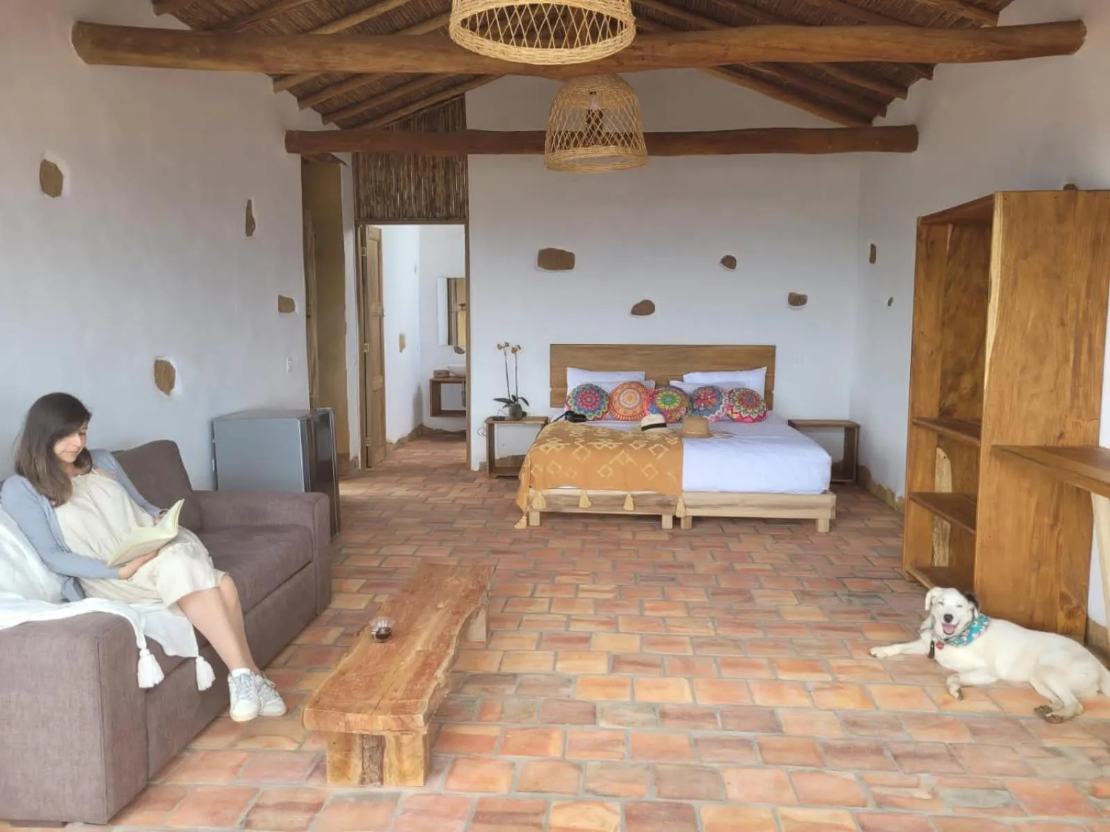 Living room, Bed in Hotel Cariguá