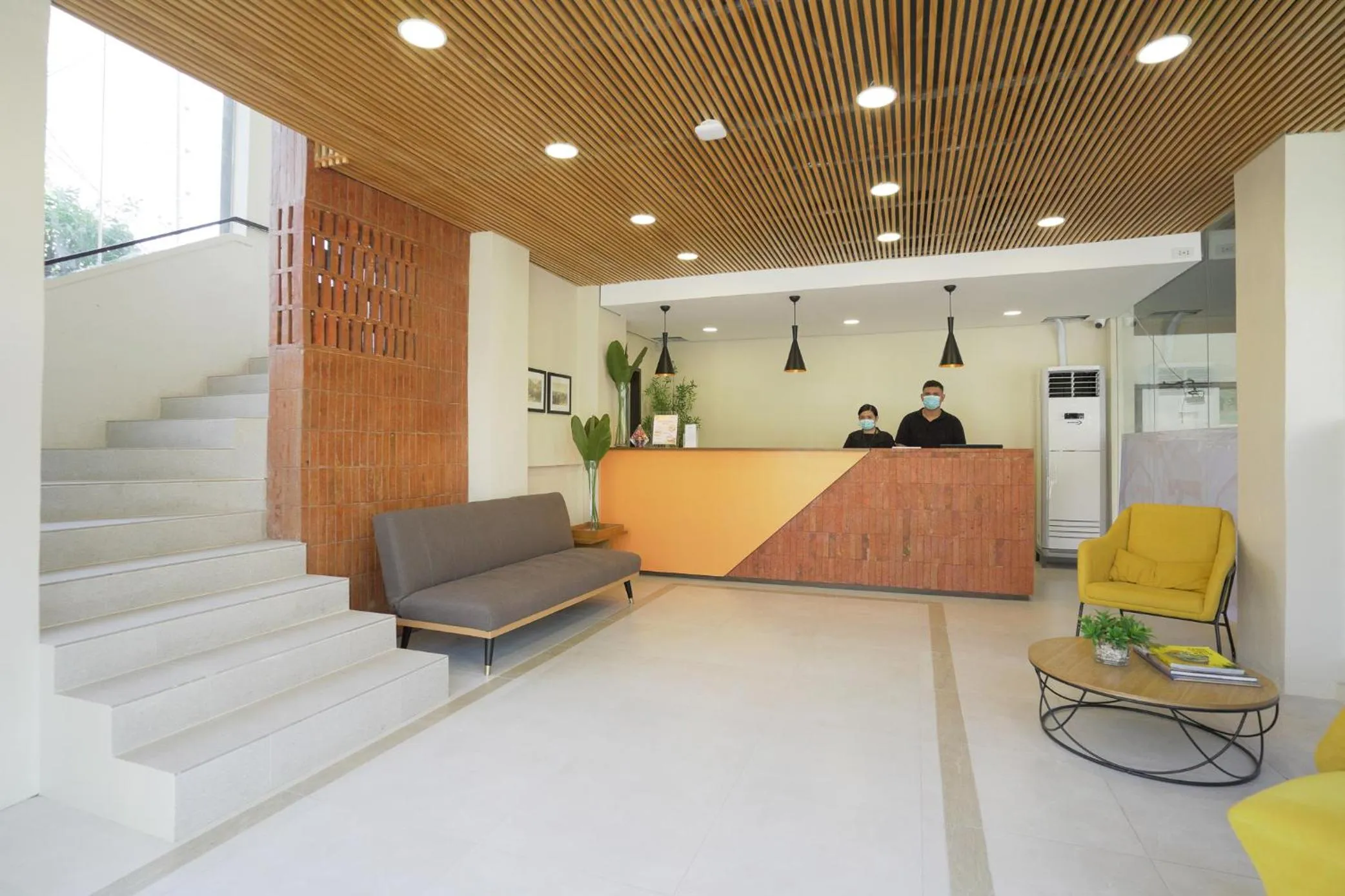 Lobby or reception in Travelbee Airport Inn