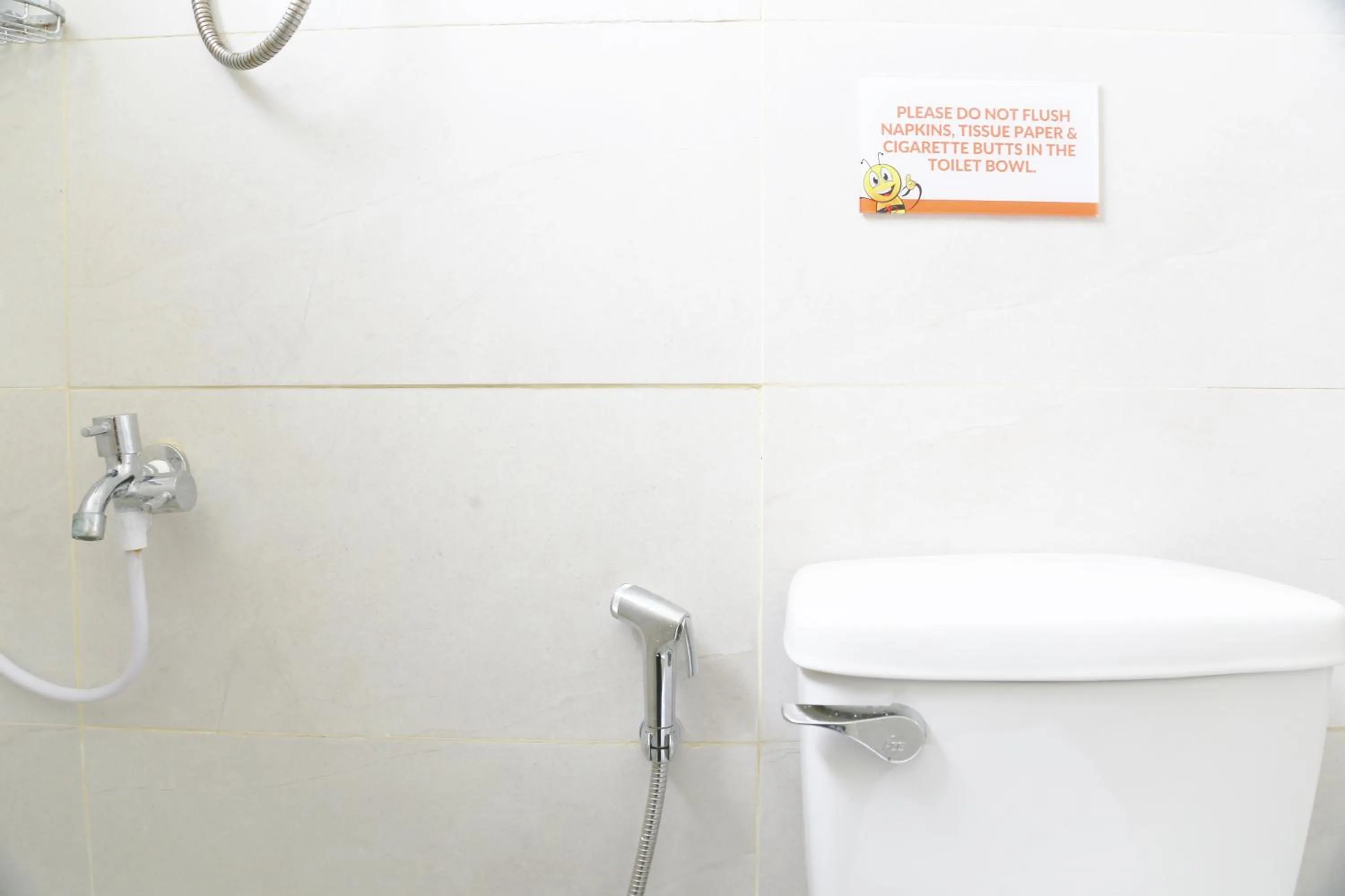 Toilet in Travelbee Airport Inn