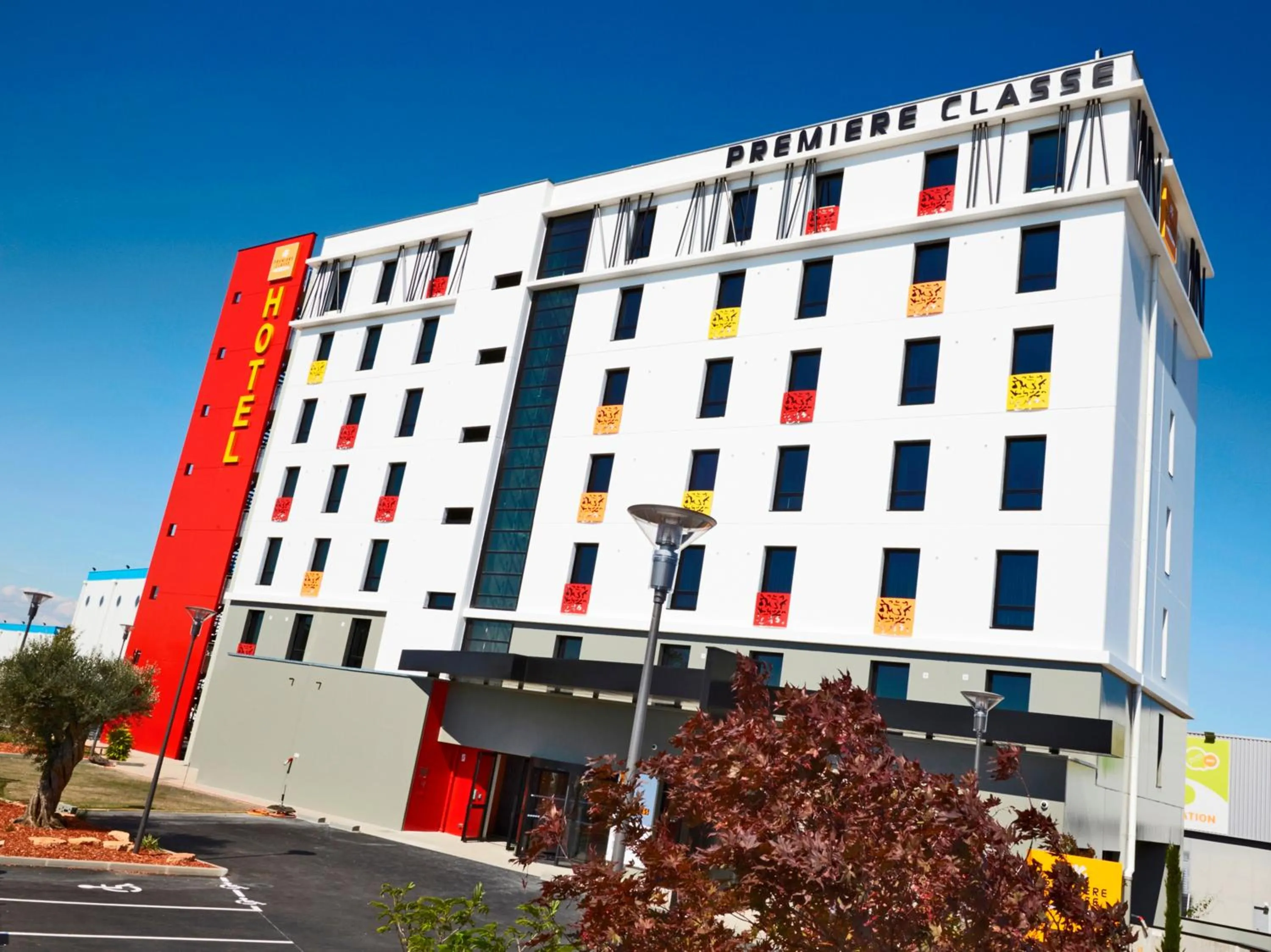 Facade/entrance in Première Classe Lyon - Saint Priest Eurexpo