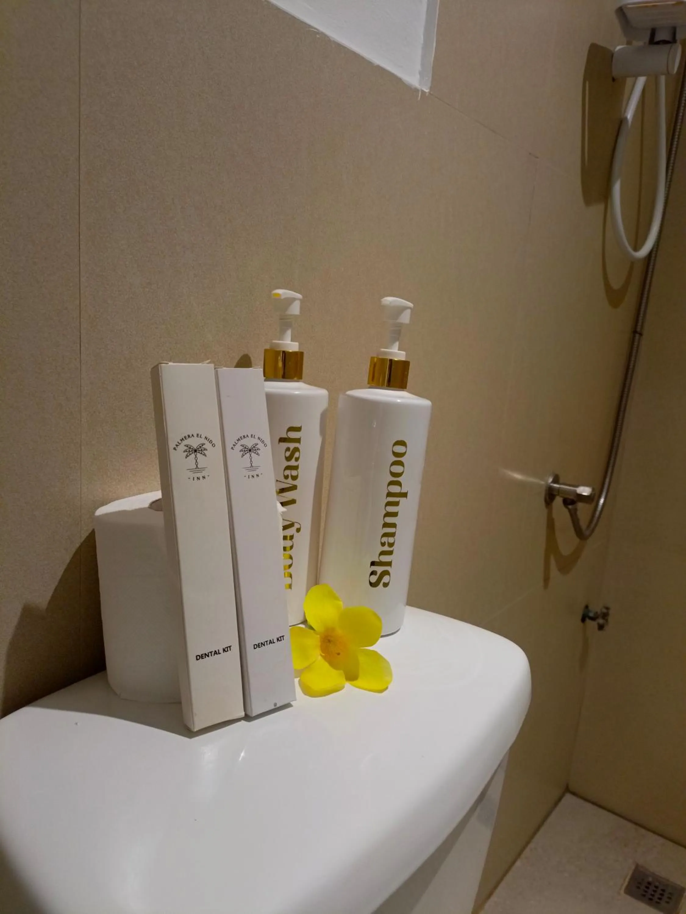 Bathroom in Palmera El Nido Inn