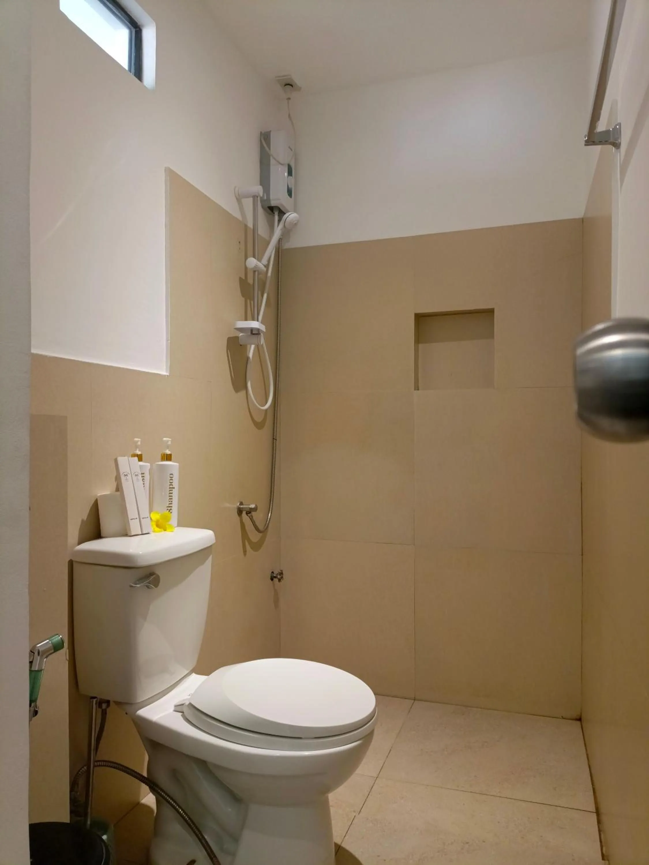 Bathroom in Palmera El Nido Inn