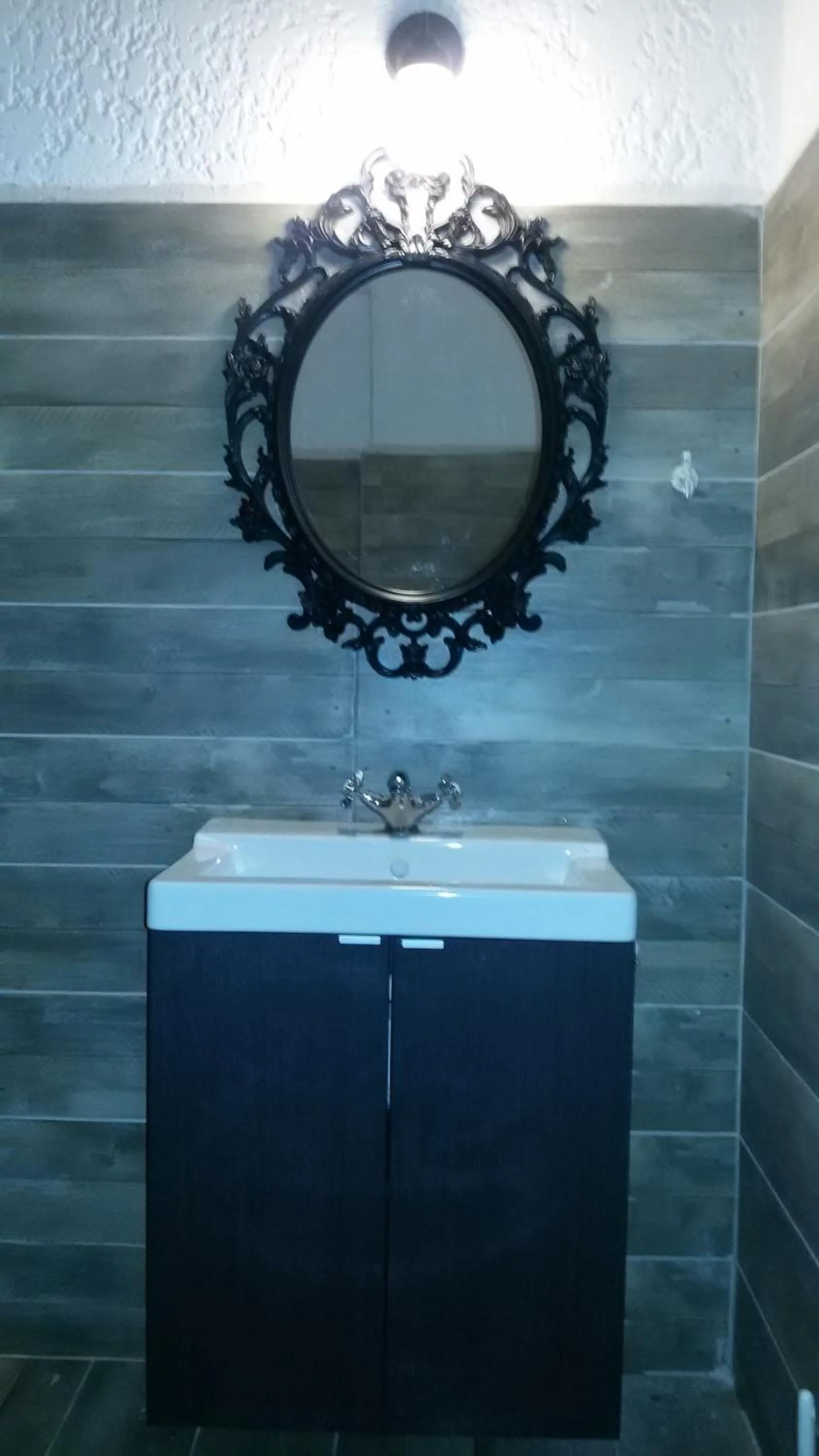 Photo of the whole room in Emmanuel Apartments