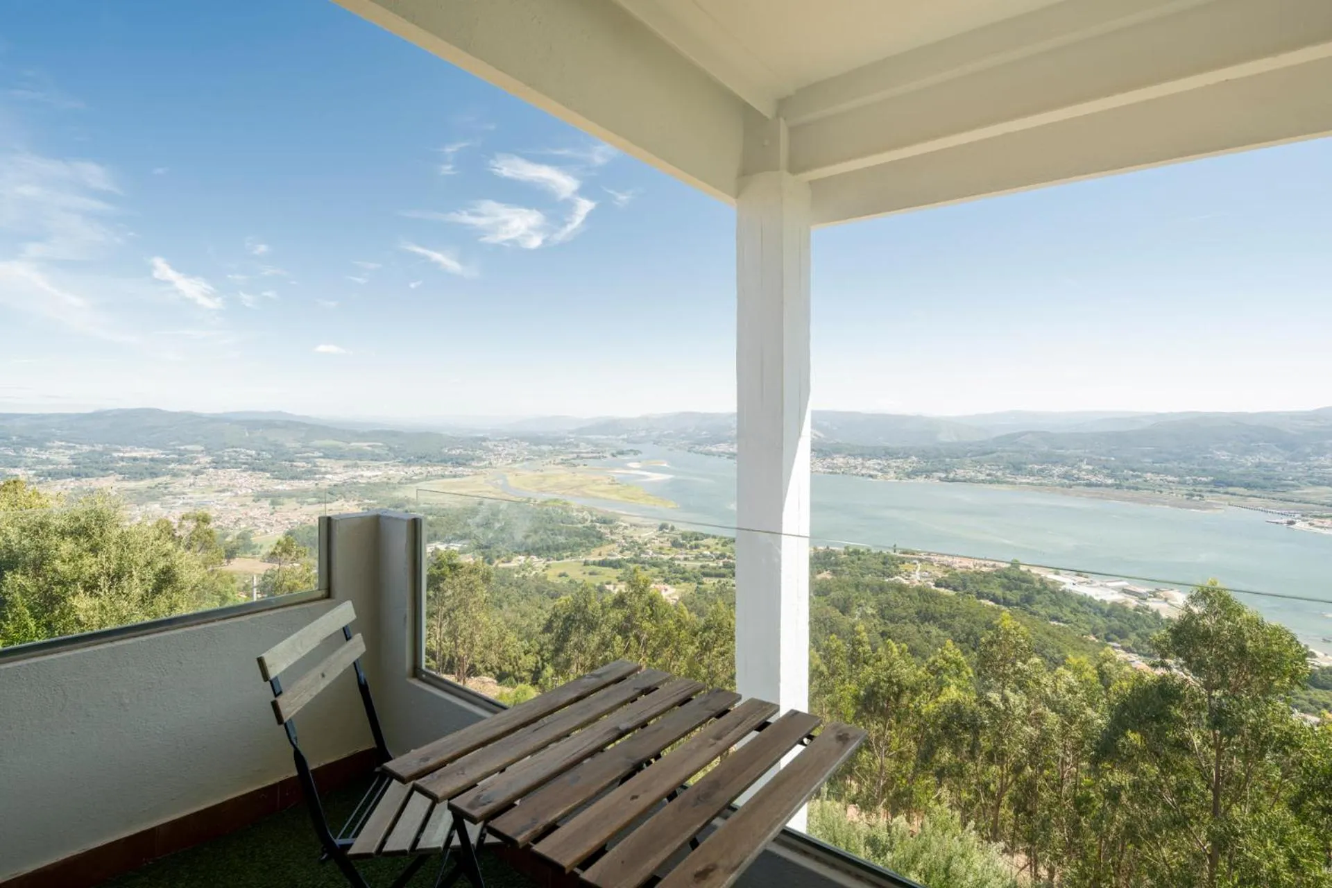 Bedroom in Alda Santa Trega