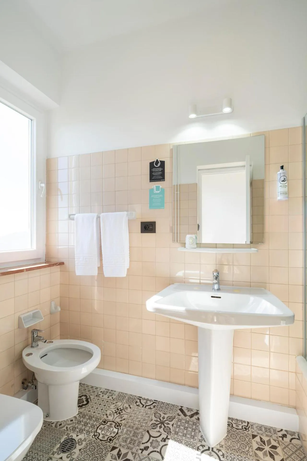 Bedroom in Alda Santa Trega