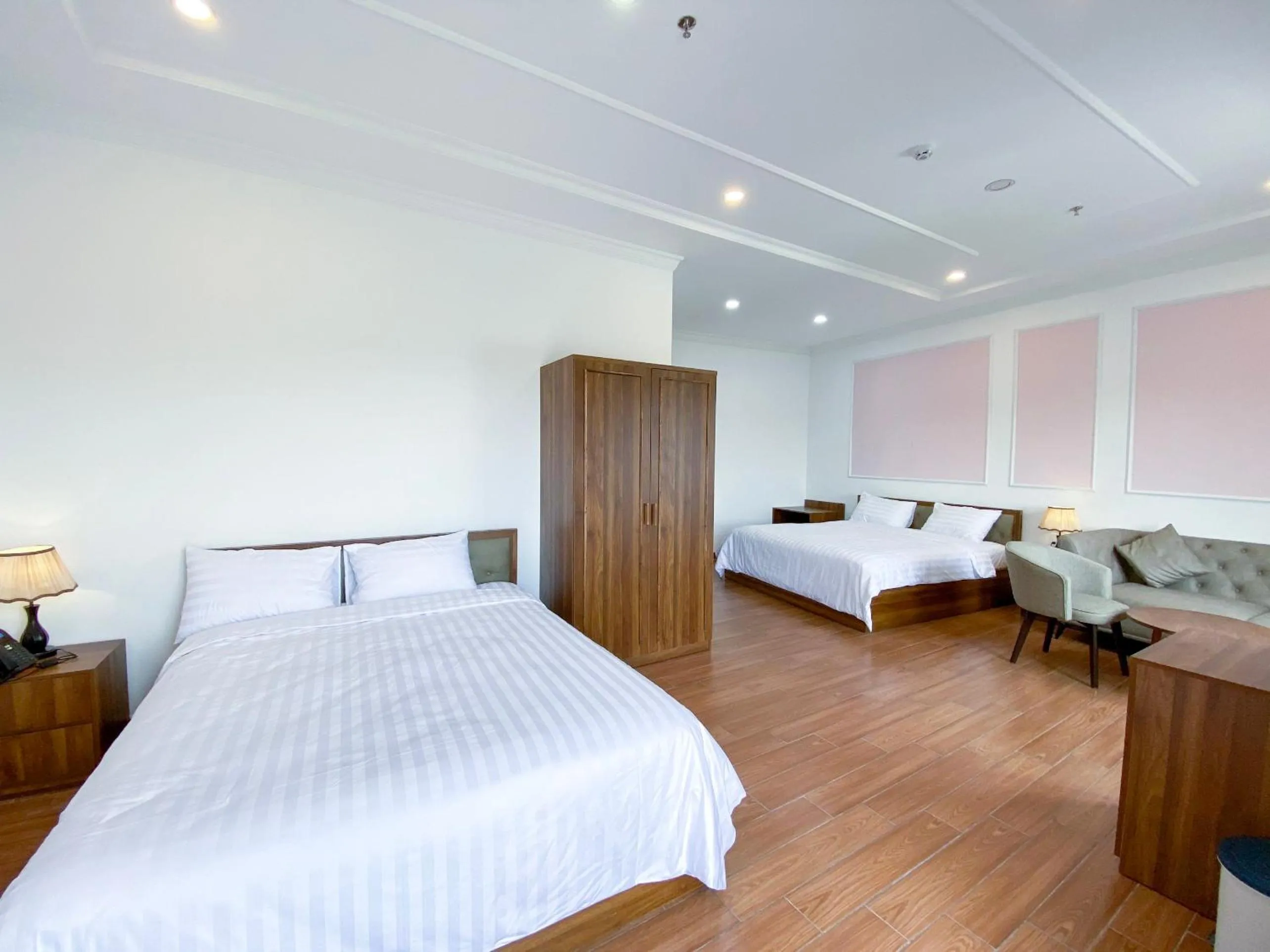 Photo of the whole room in Hodota Cam Bình Resort & Spa - Lagi Beach