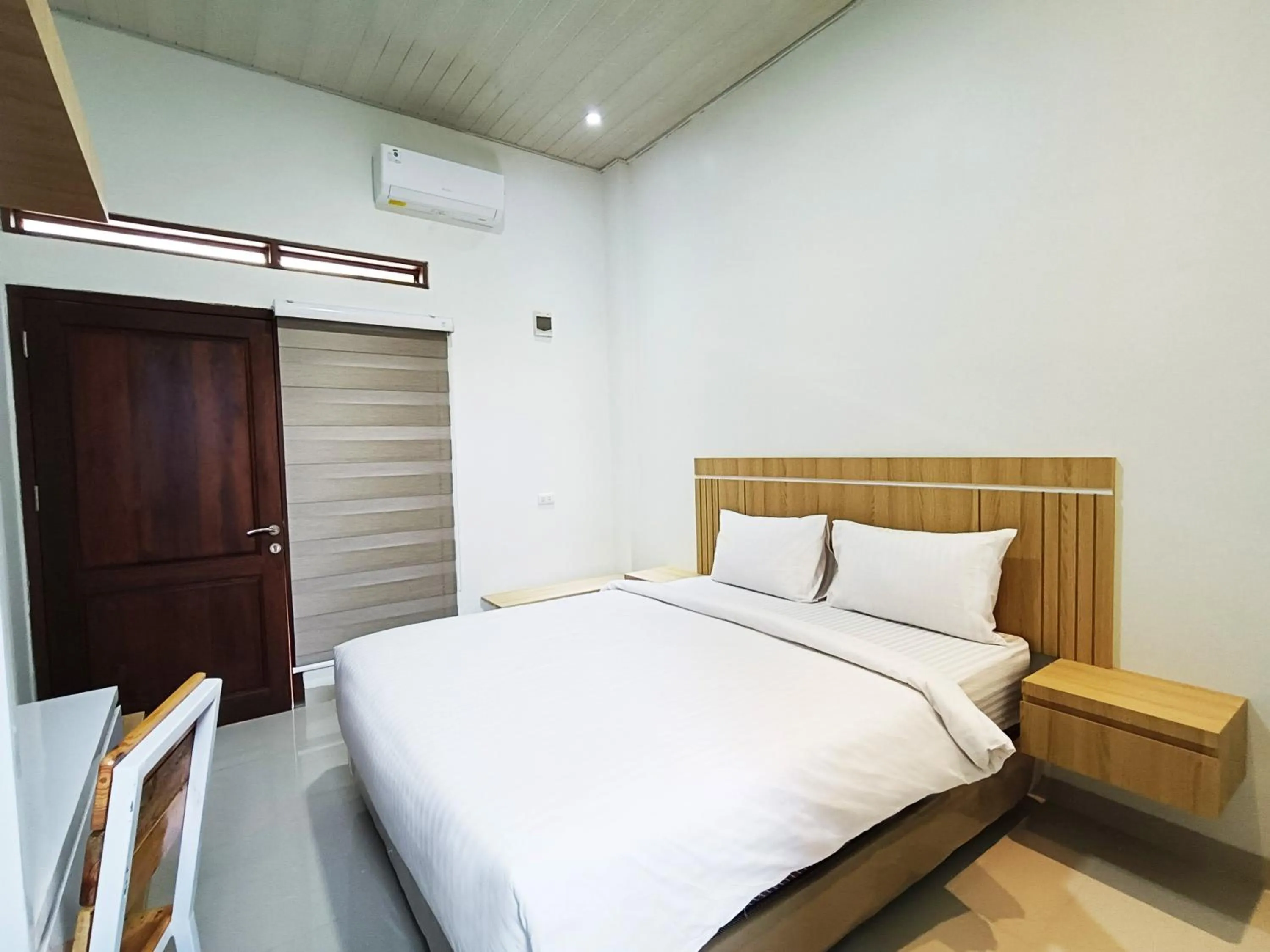 Bedroom, Bed in Hometown Residence