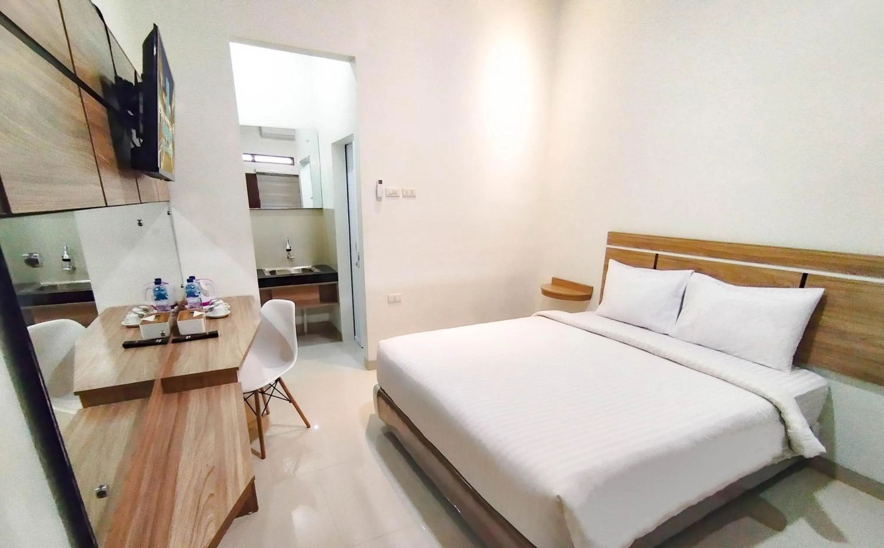 Bedroom, Bed in Hometown Residence