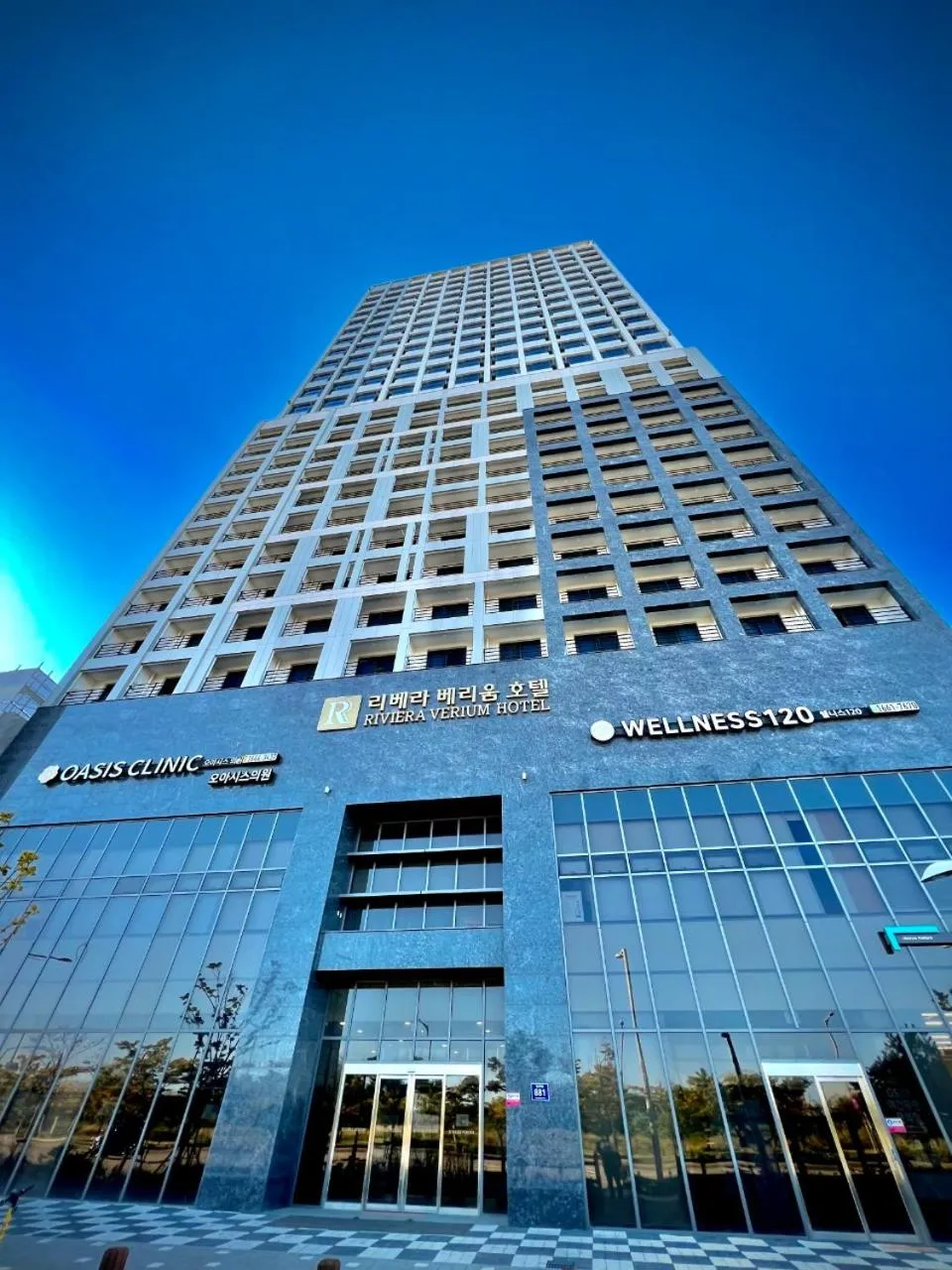 Property building in Incheon Rivieraverium Hotel