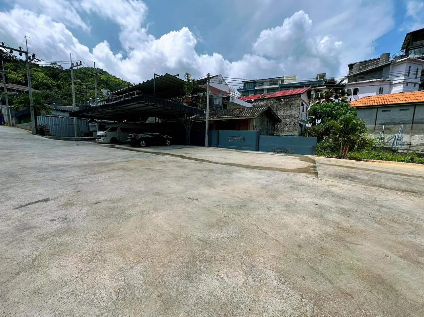 Parking in Machorat Aonang Resort at Aonang Beach Krabi