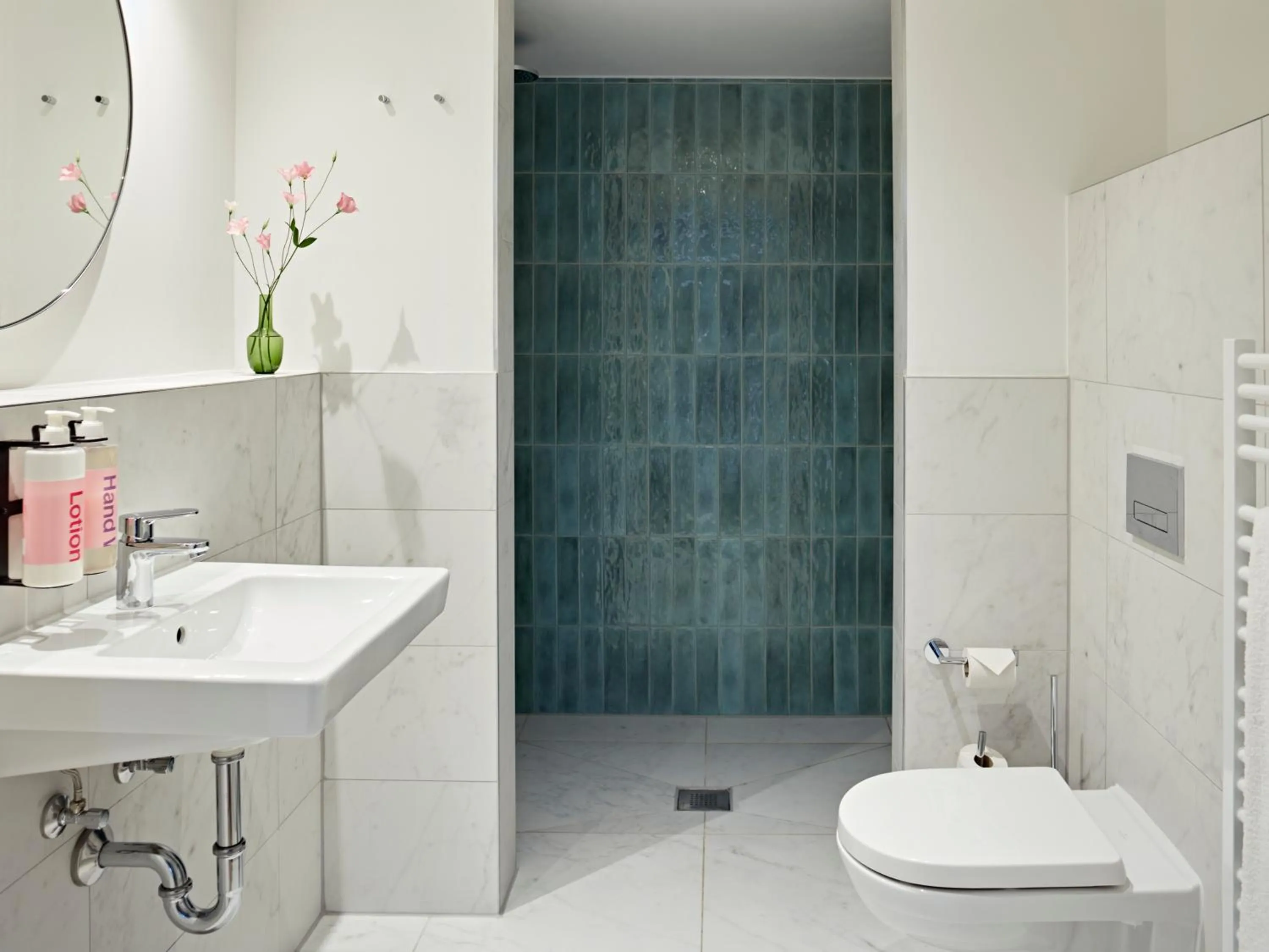 Bathroom in Numa Berlin Arc