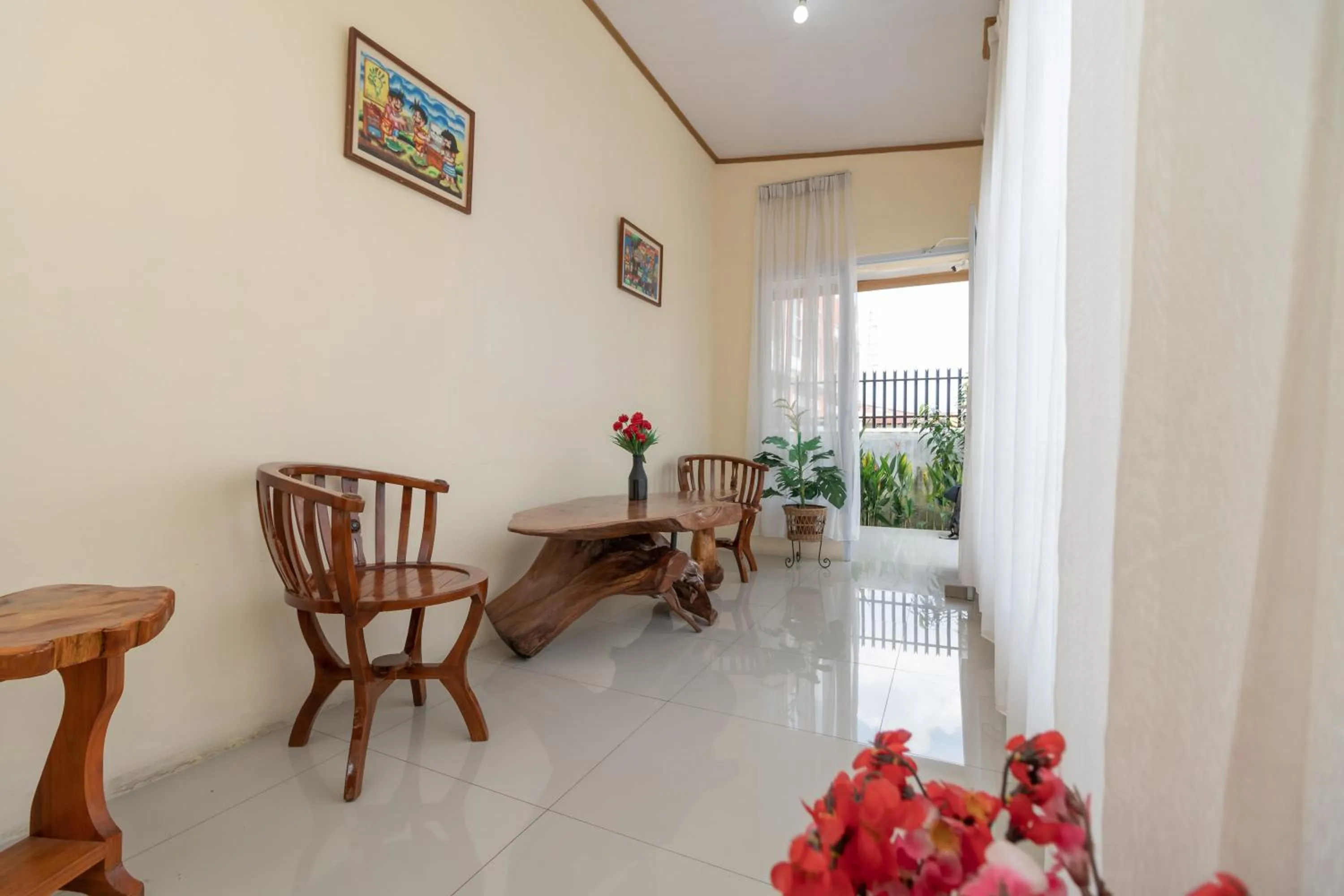 RedDoorz near RS Awal Bros Sudirman Pekanbaru