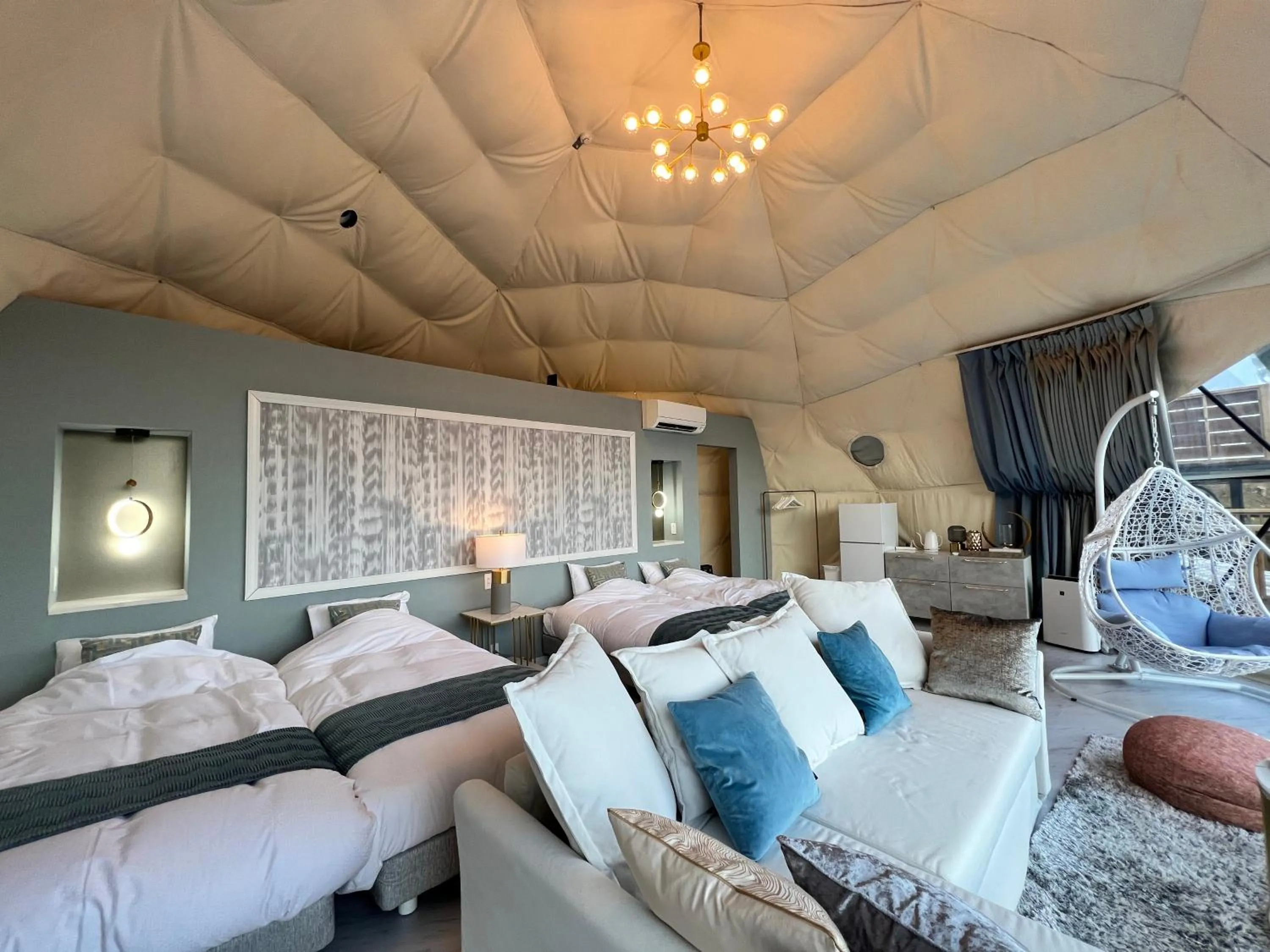 Bed in Mt.Fujiグランピングテラス　嶺乃華