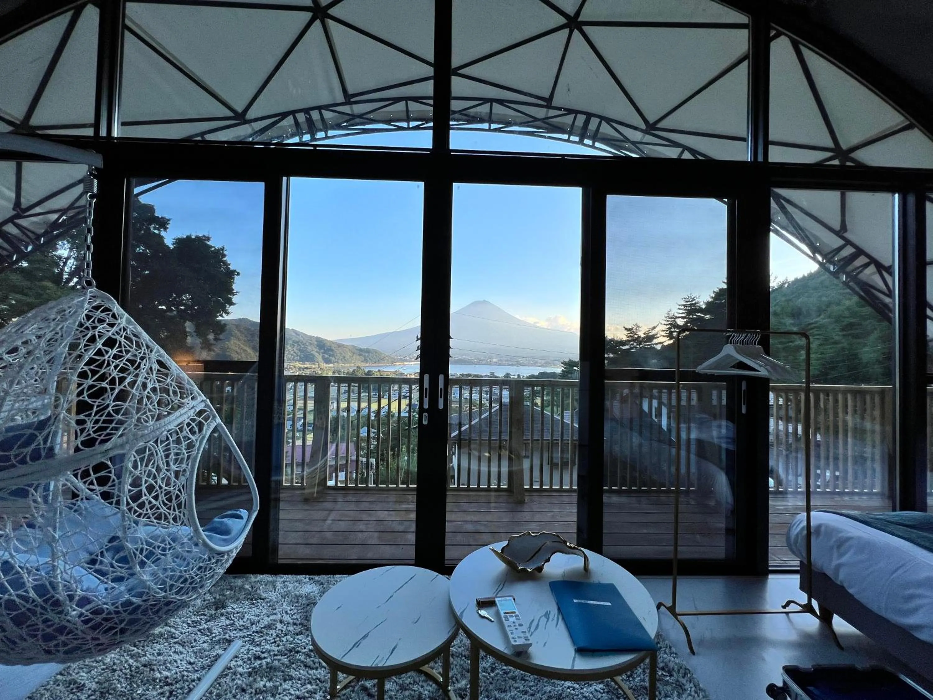Natural landscape in Mt.Fujiグランピングテラス　嶺乃華