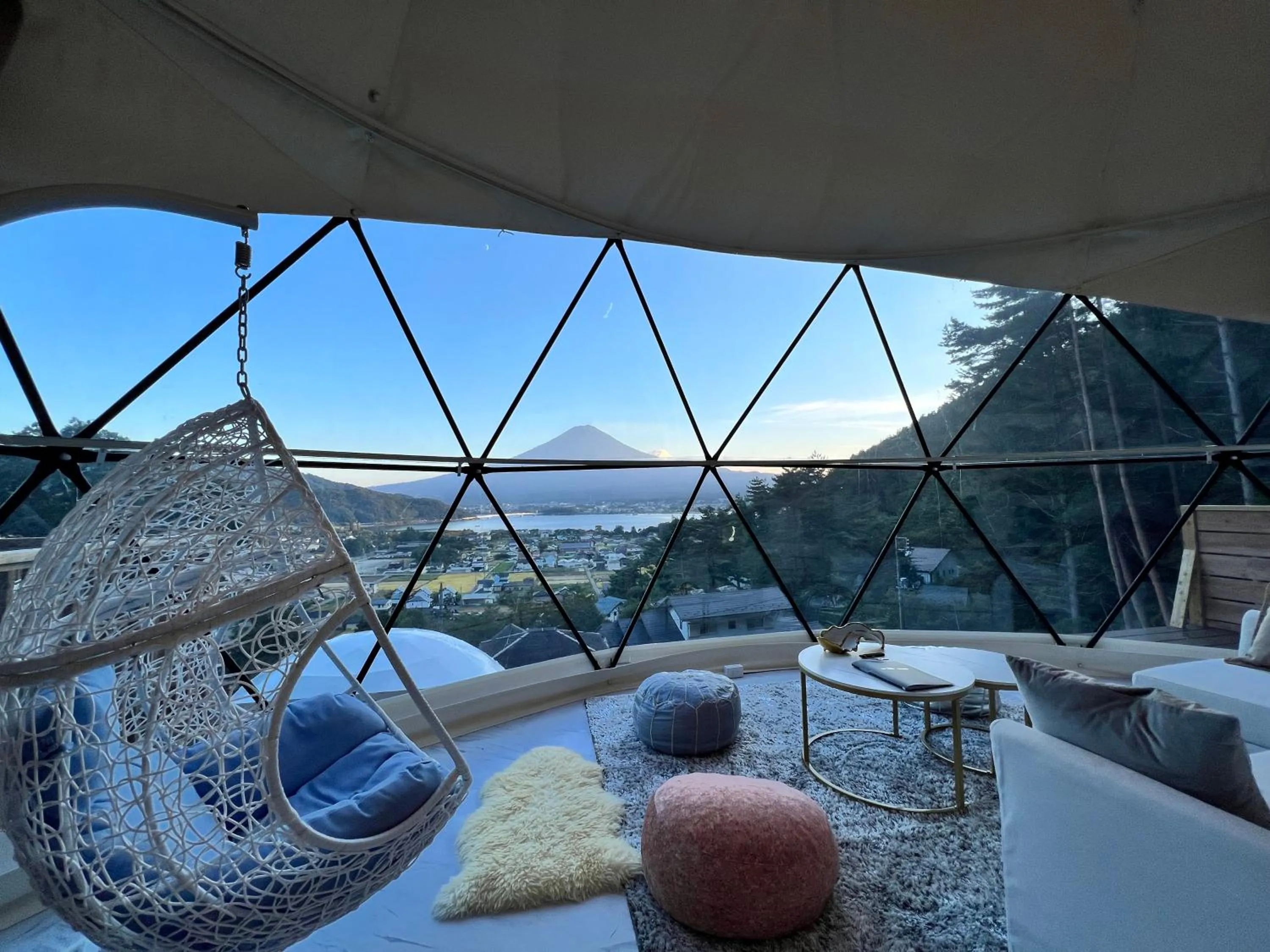 Natural landscape in Mt.Fujiグランピングテラス　嶺乃華