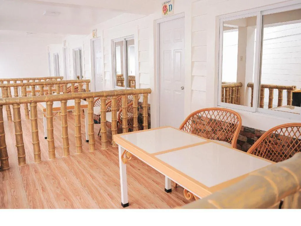 Villa Excellance Beach and Wave Pool Resort