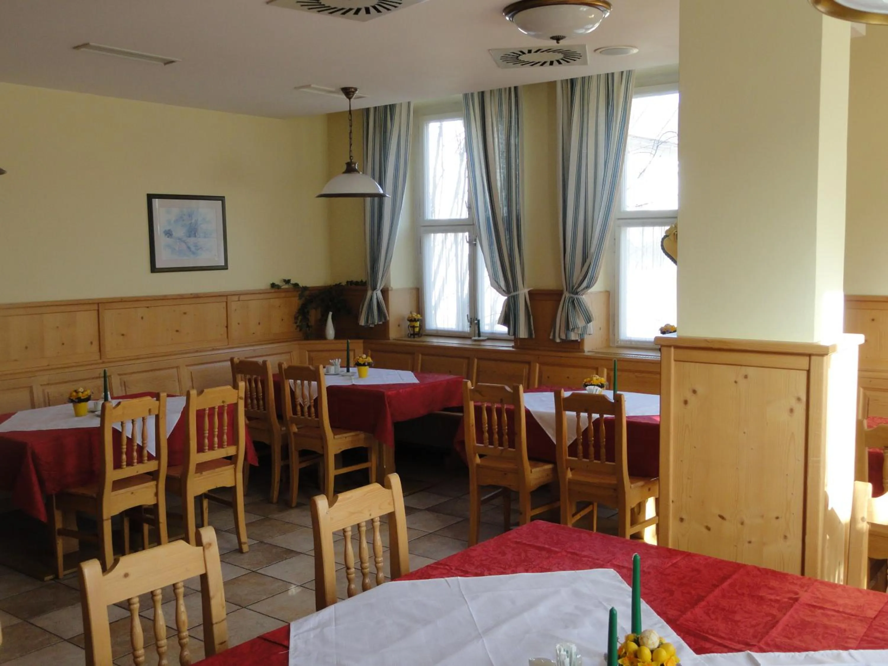 Restaurant/places to eat in Ennstalerhof