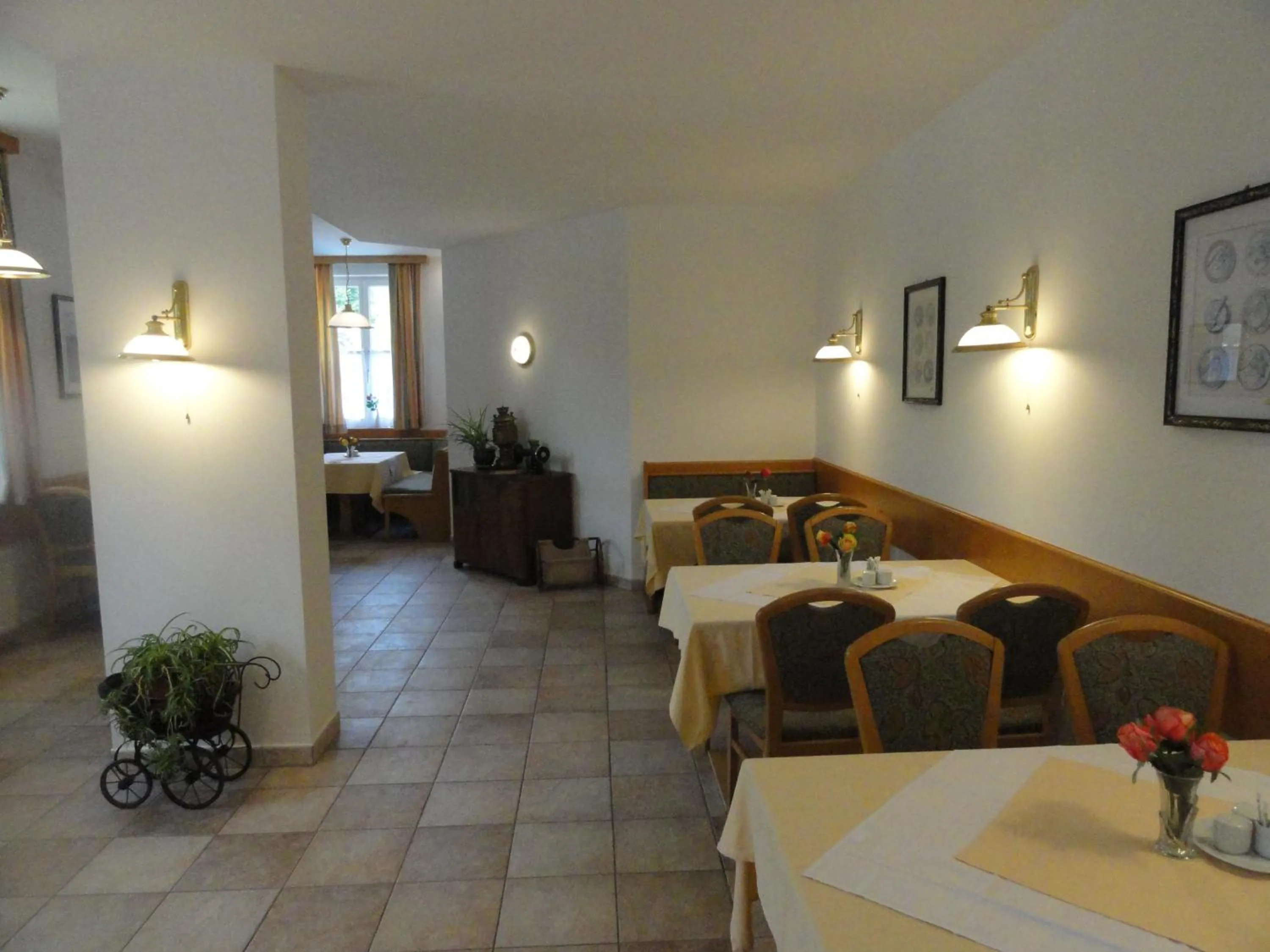 Restaurant/places to eat in Ennstalerhof