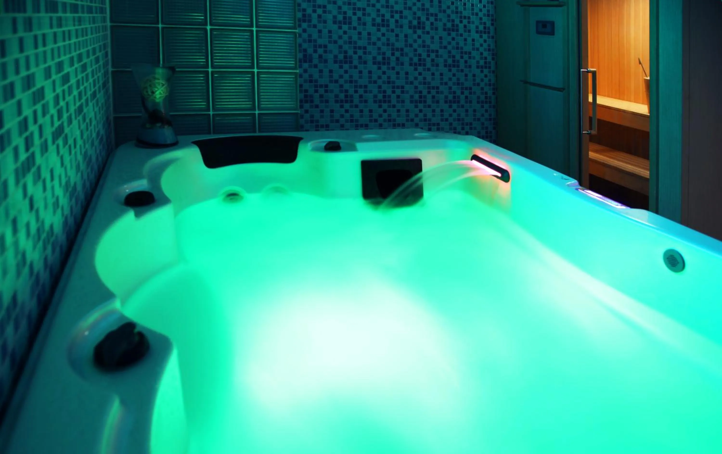 Hot Tub in Solcalante