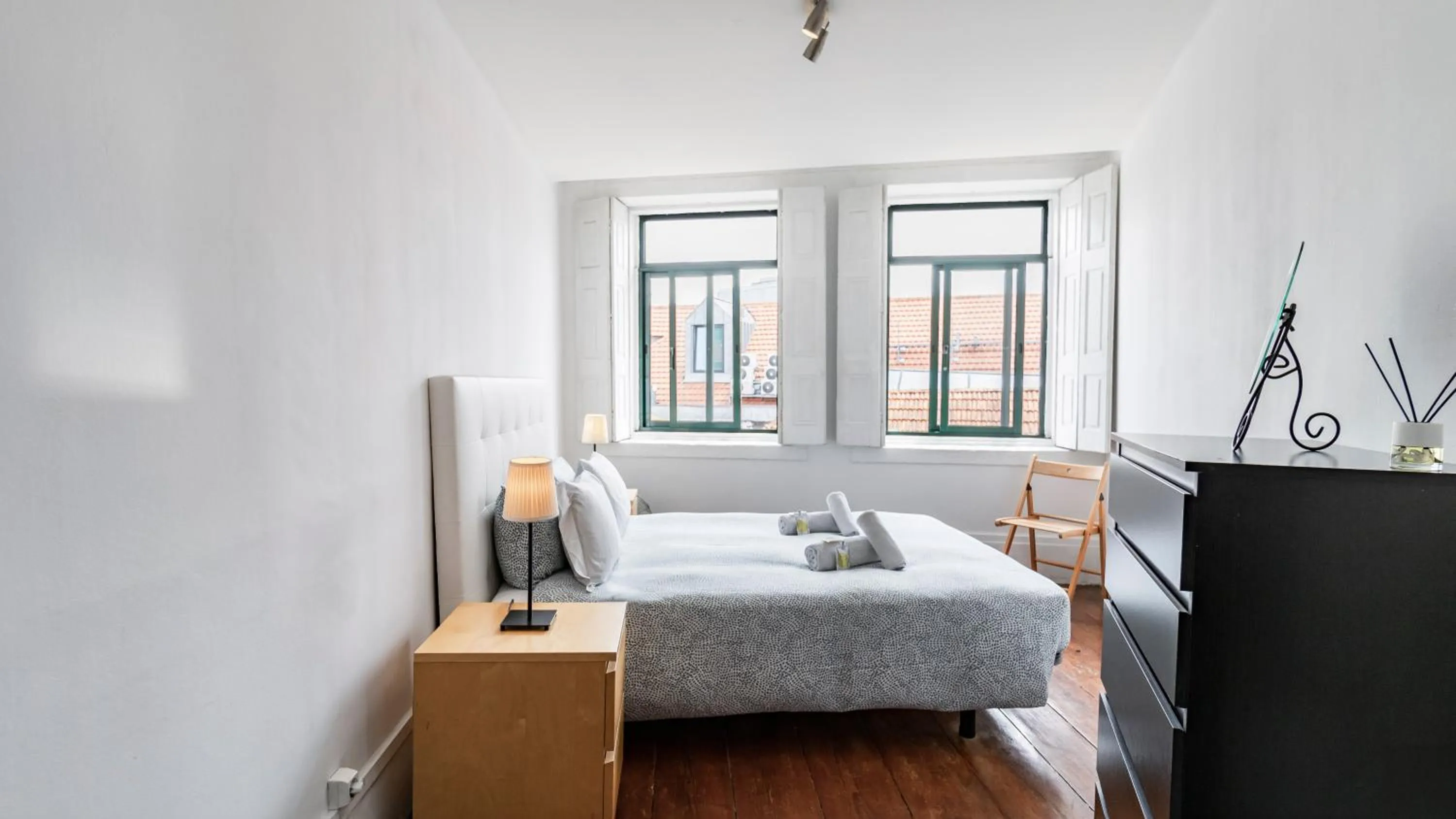 Double Room with Shared Bathroom in Invictus Hostel