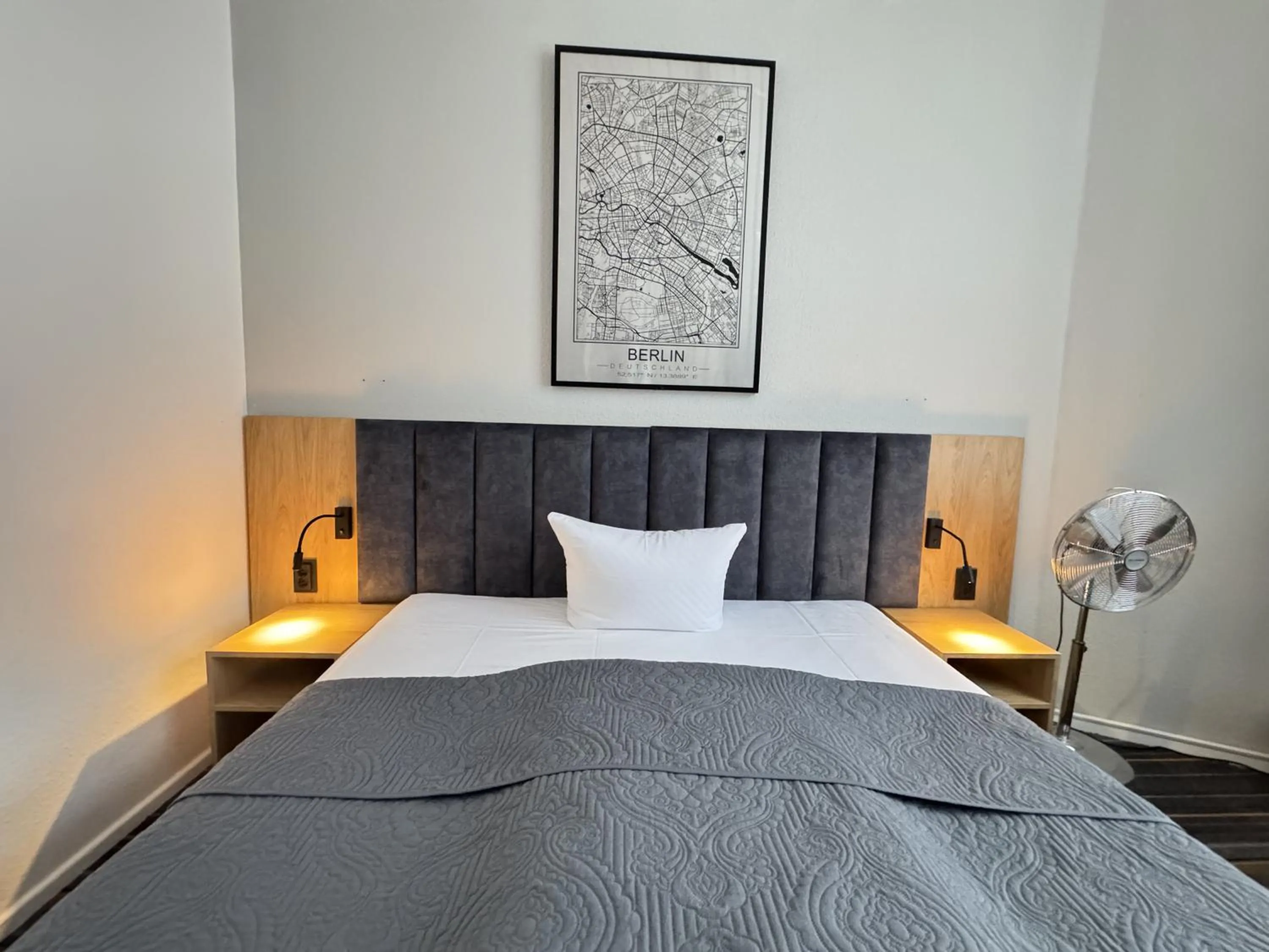 Bed in Hotel Bregenz