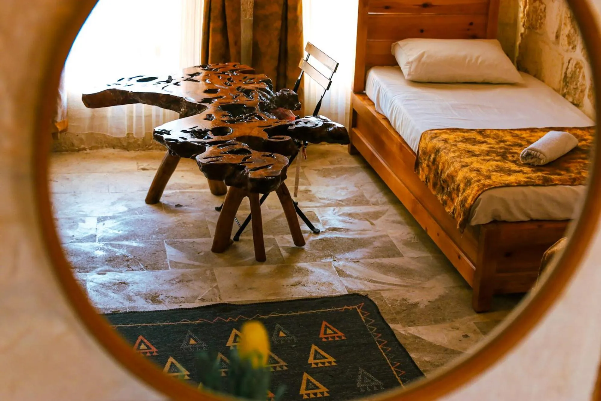 Seating area, Bed in Mons Masius Hotel Teras