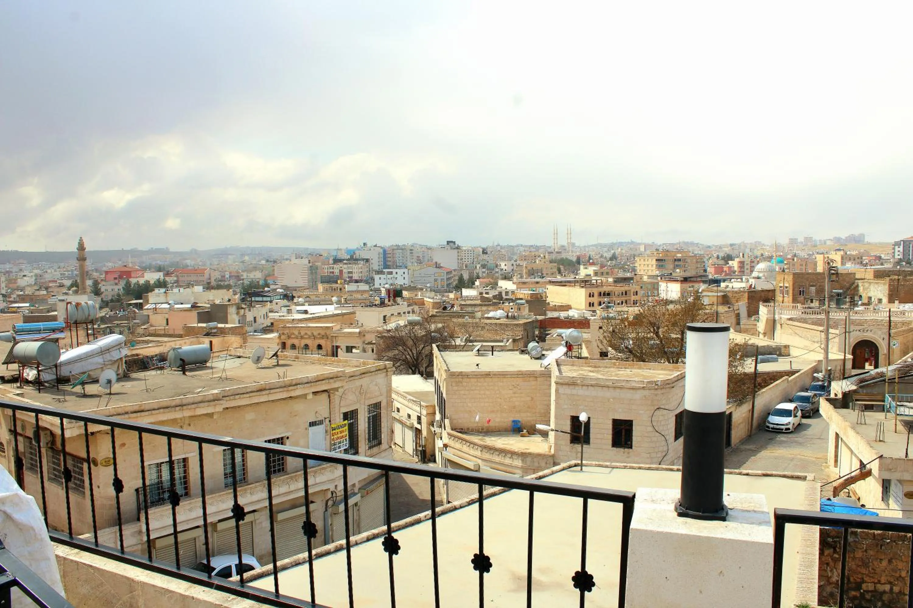 Day in Mons Masius Hotel Teras