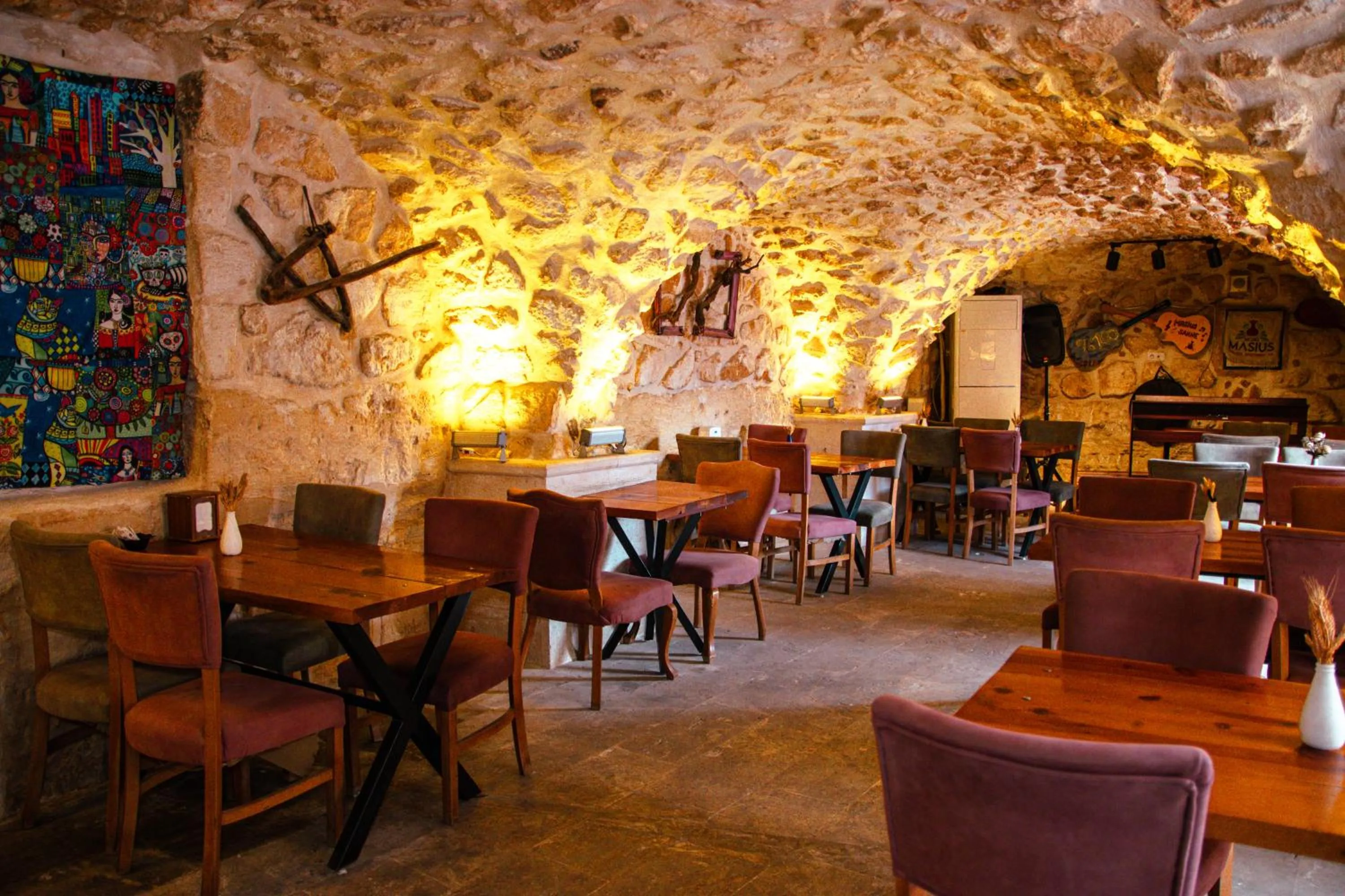 Dining area in Mons Masius Hotel Teras