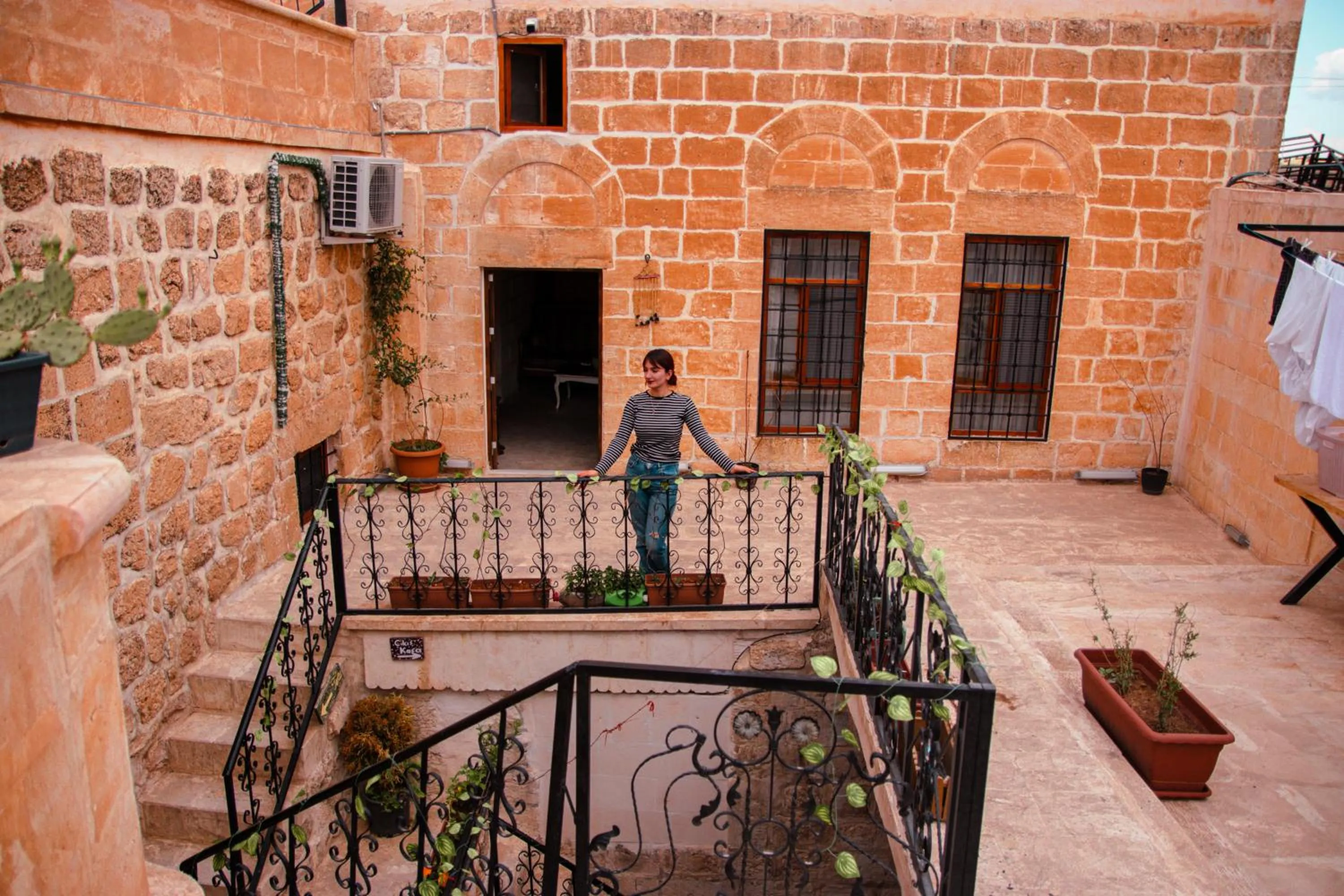 Patio in Mons Masius Hotel Teras