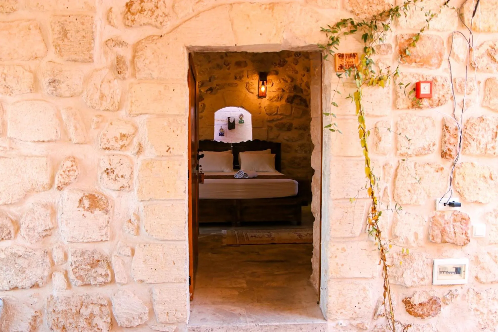 Facade/entrance in Mons Masius Hotel Teras