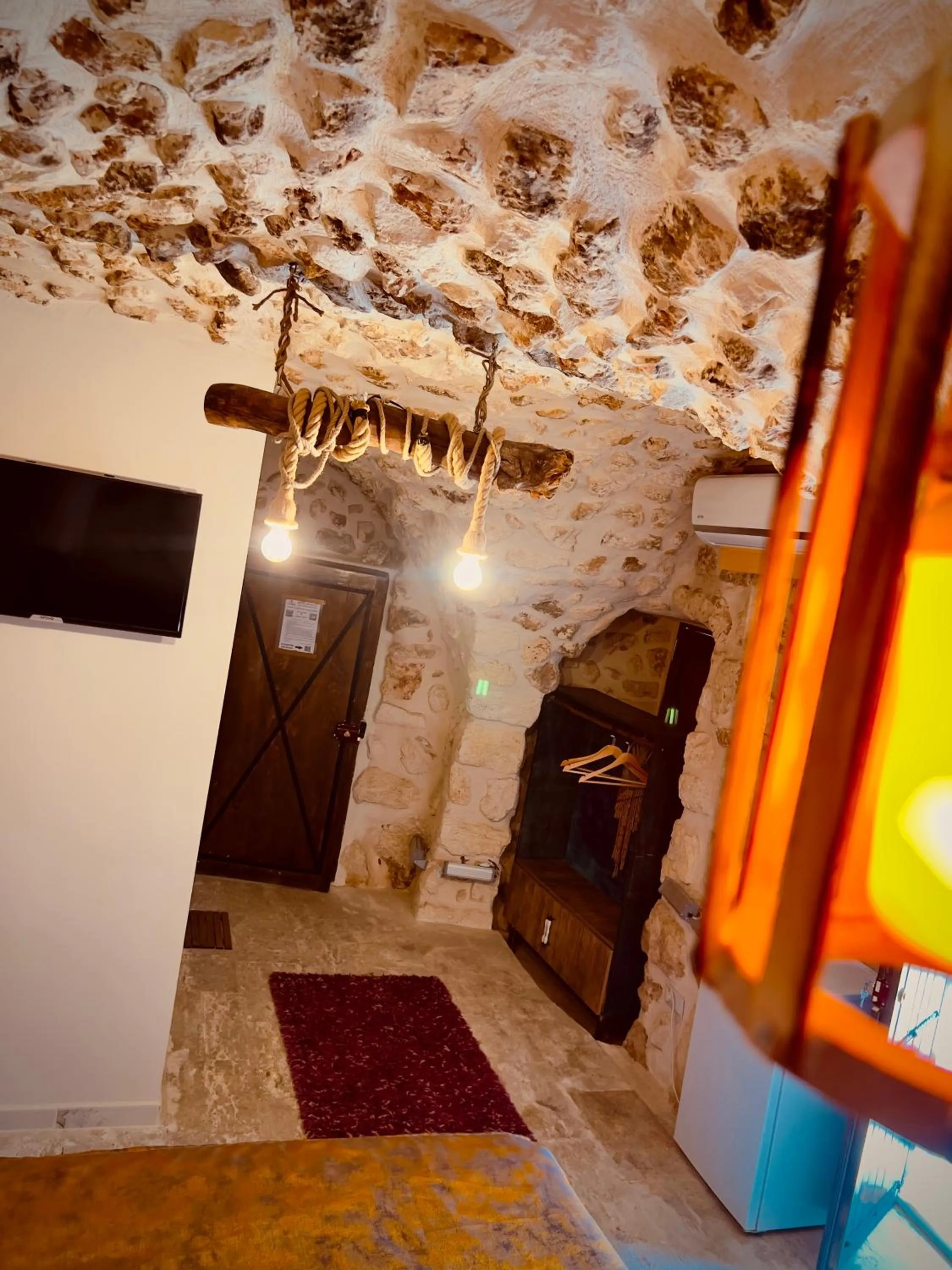 Photo of the whole room in Mons Masius Hotel Teras