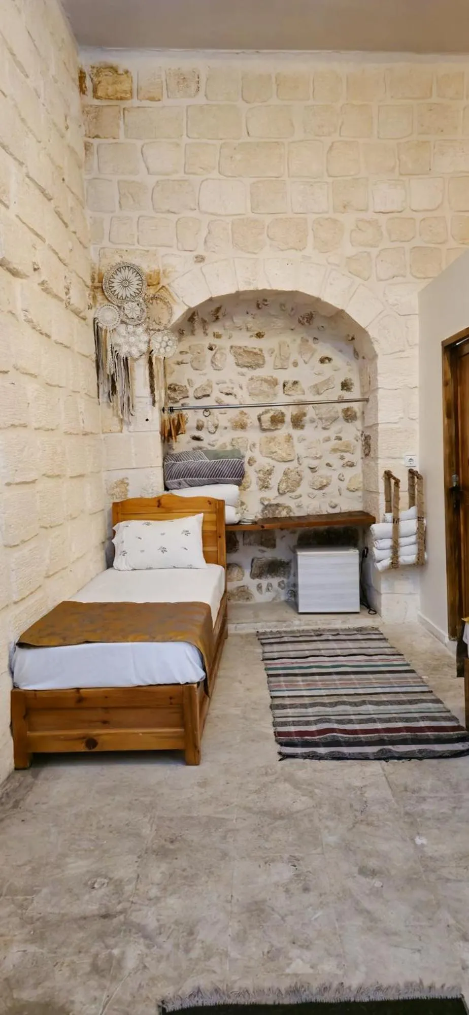 Photo of the whole room, Bed in Mons Masius Hotel Teras