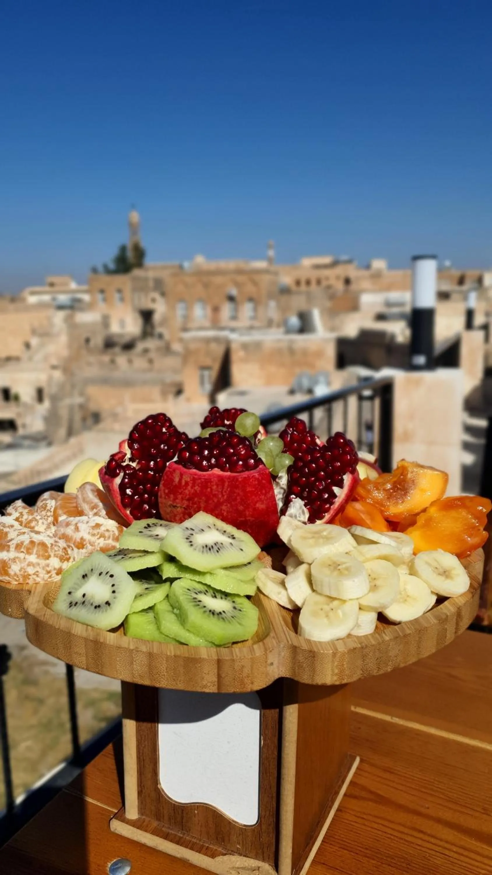 Property building in Mons Masius Hotel Teras