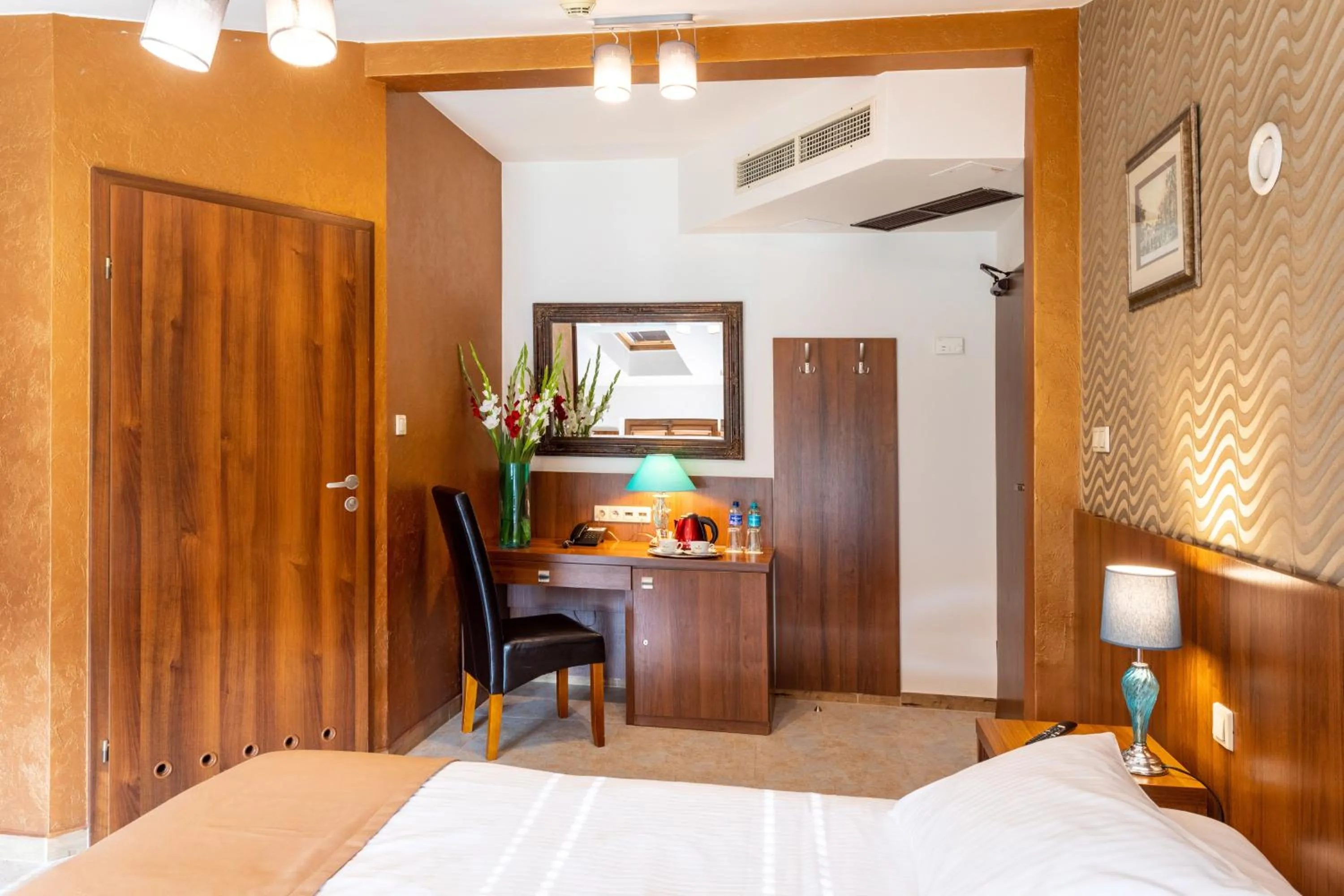 Photo of the whole room, Bed in David Boutique Hotel