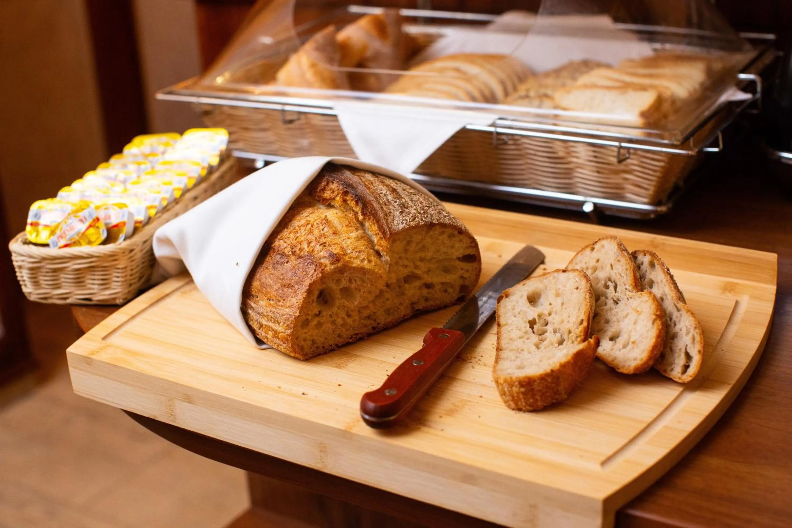 Food and drinks in David Boutique Hotel