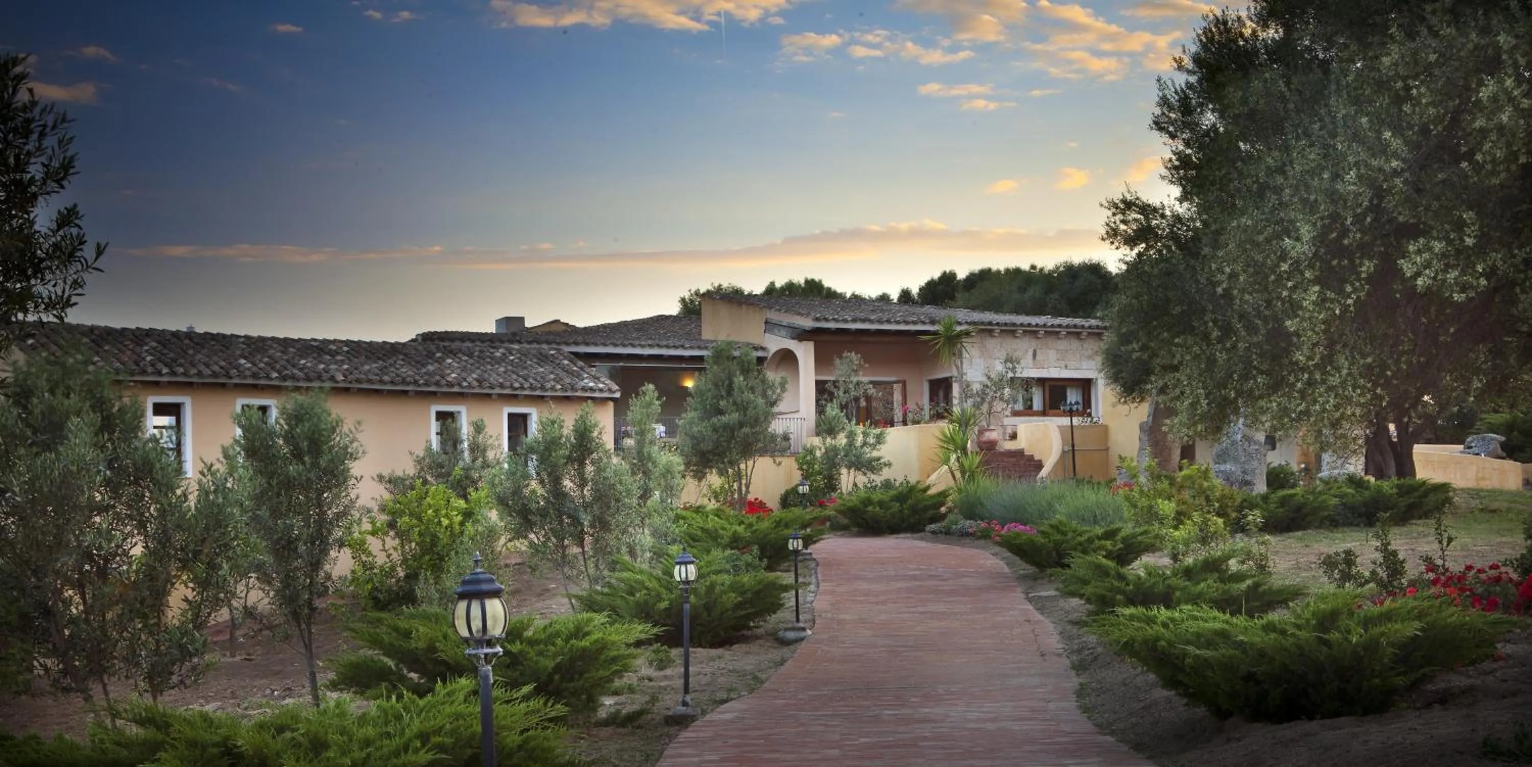 Facade/entrance in Felix Hotels - Country Resort Parco degli Ulivi